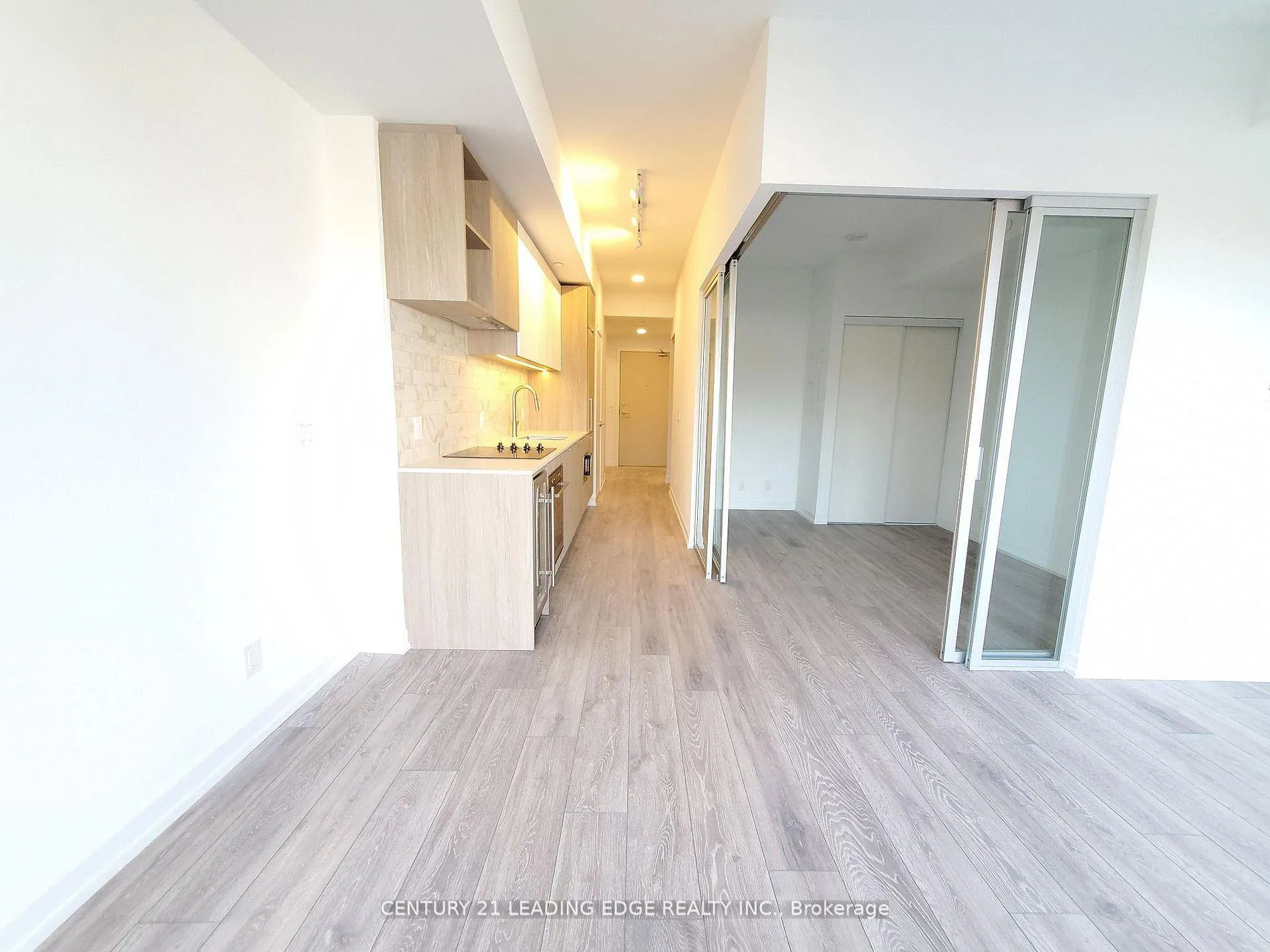 Photo 12 of Unit 328, 2020 Bathurst Street, Toronto, Humewood-Cedarvale — HOMEH