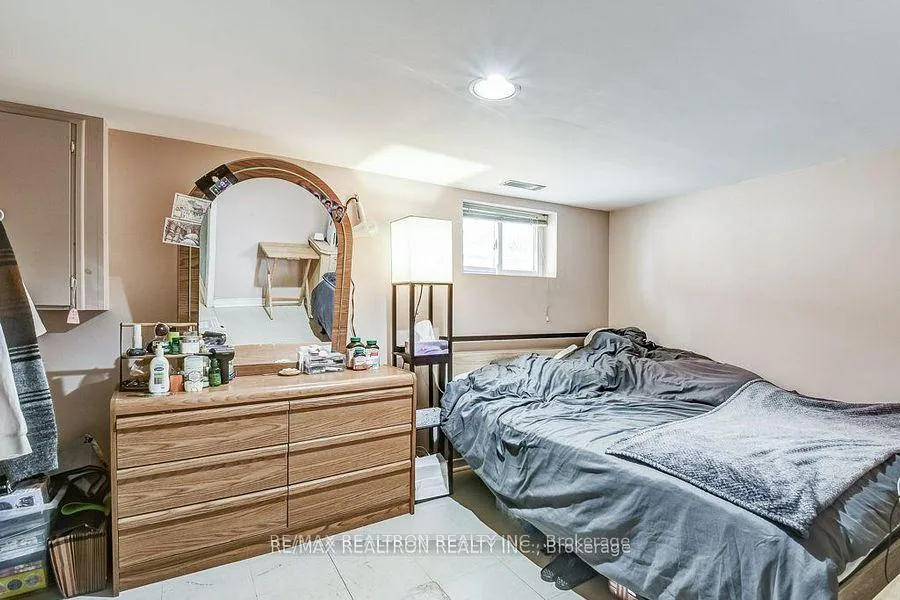 Photo 22 of 84 Kings Park Boulevard, Toronto, Danforth Village-East York — HOMEH
