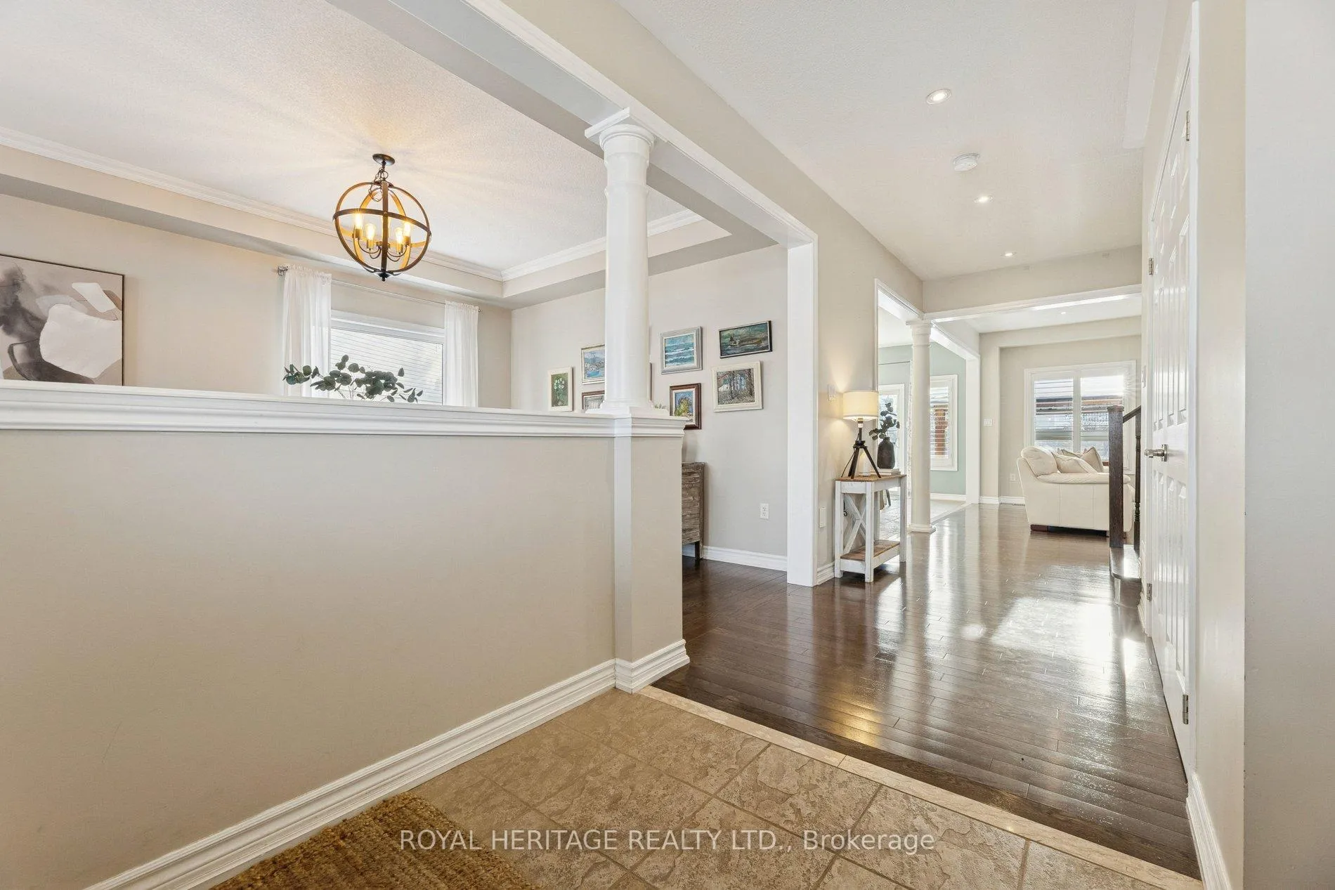 Photo 4 of 63 Laprade Square, Clarington, Bowmanville — HOMEH