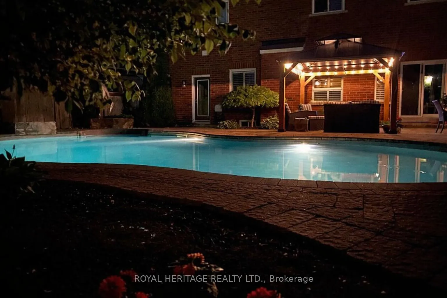 Photo 43 of 63 Laprade Square, Clarington, Bowmanville — HOMEH