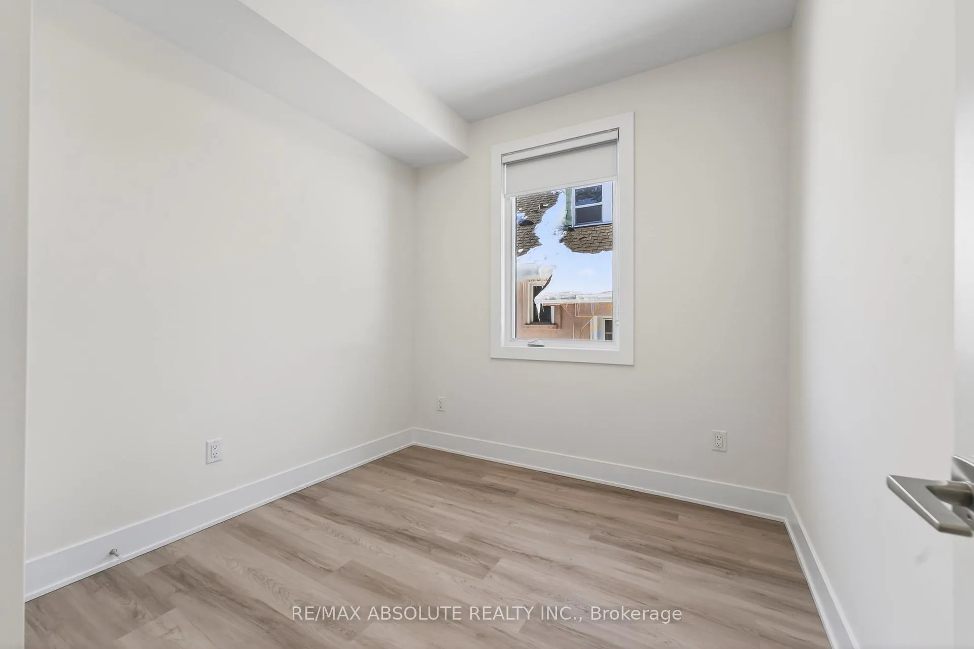 Photo 10 of Unit B, 181 Columbus Avenue, Ottawa, Overbrook/Castle Heights — HOMEH
