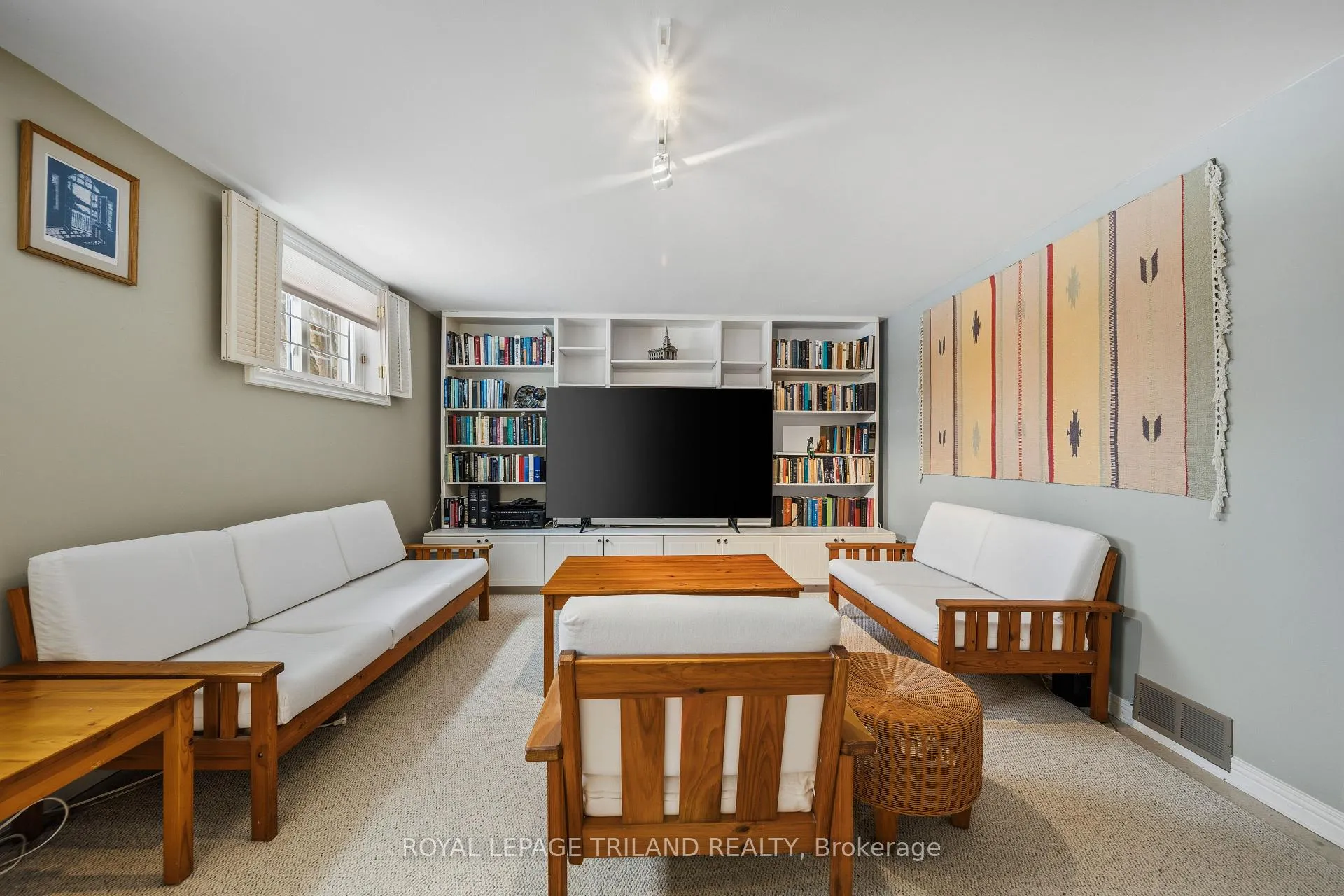 Photo 28 of 188 Chepstow Close, London, North K — HOMEH