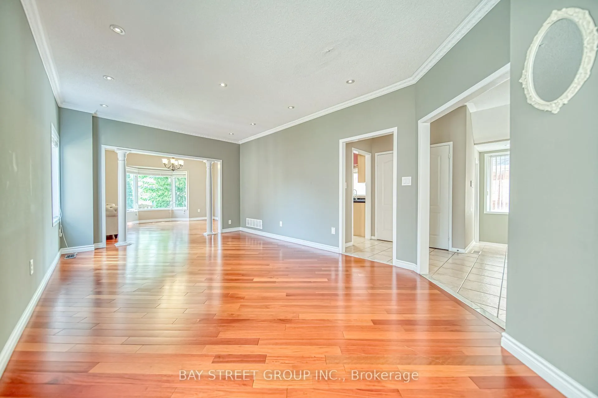 Photo 6 of 77 Weatherill Road, Markham, Berczy — HOMEH