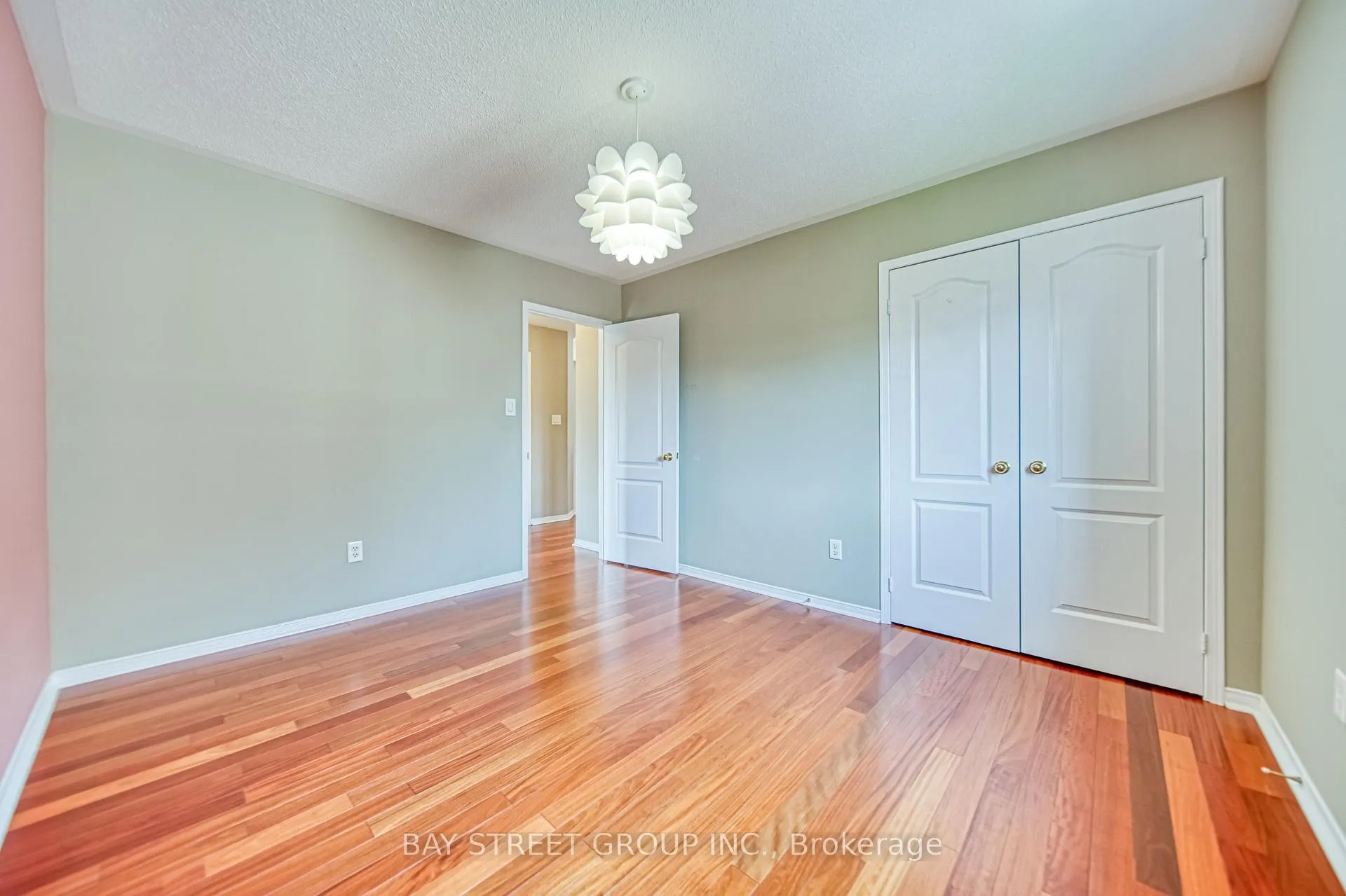 Photo 32 of 77 Weatherill Road, Markham, Berczy — HOMEH
