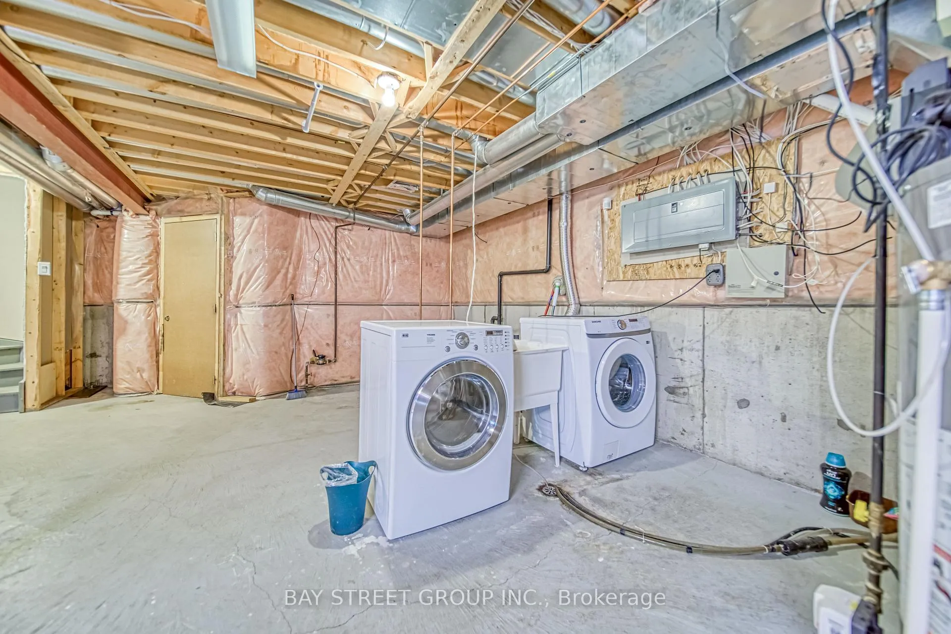 Photo 35 of 77 Weatherill Road, Markham, Berczy — HOMEH