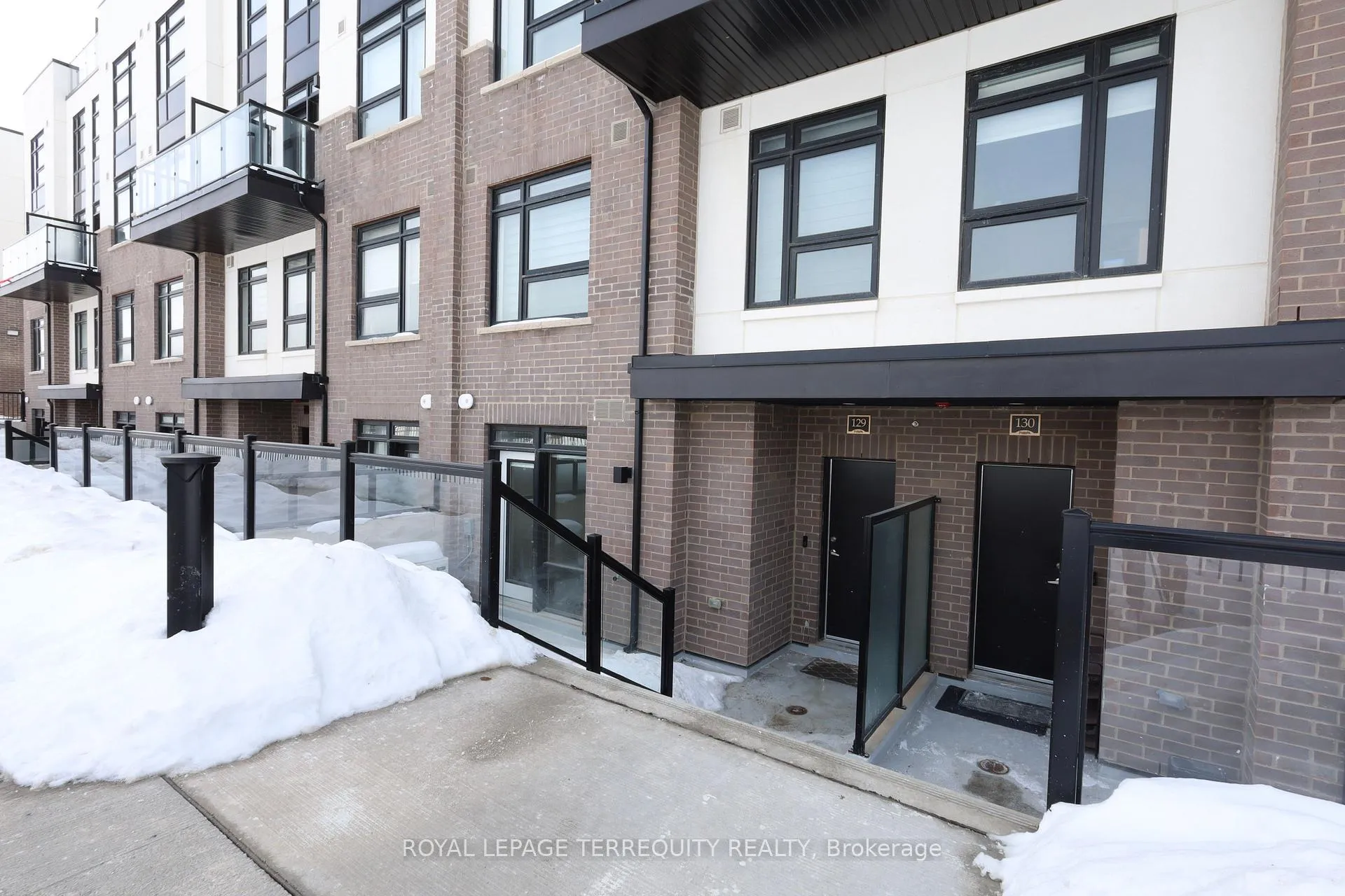 Photo 4 of Unit 129, 1573 Rose Way, Milton, Cobban — HOMEH