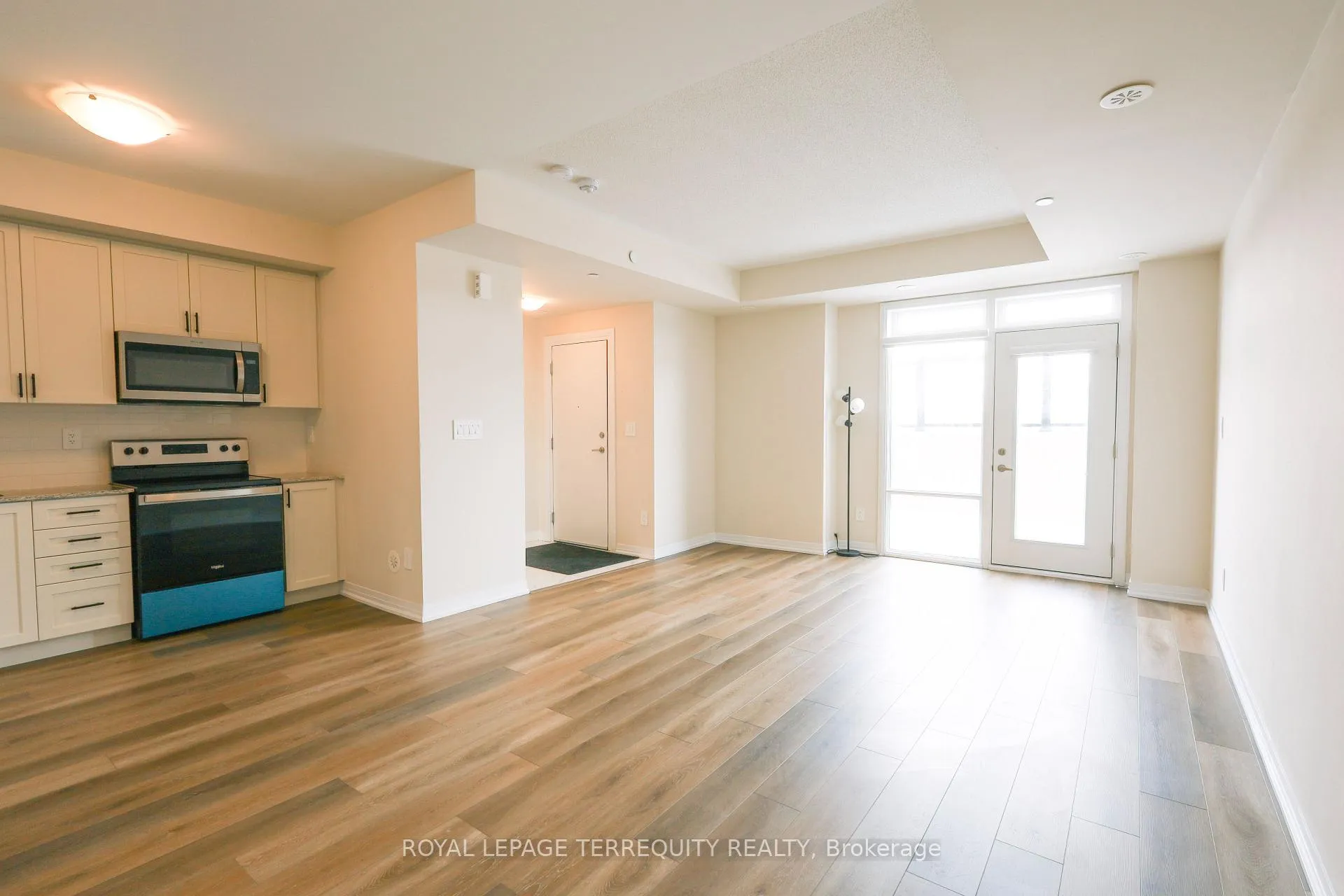Photo 12 of Unit 129, 1573 Rose Way, Milton, Cobban — HOMEH