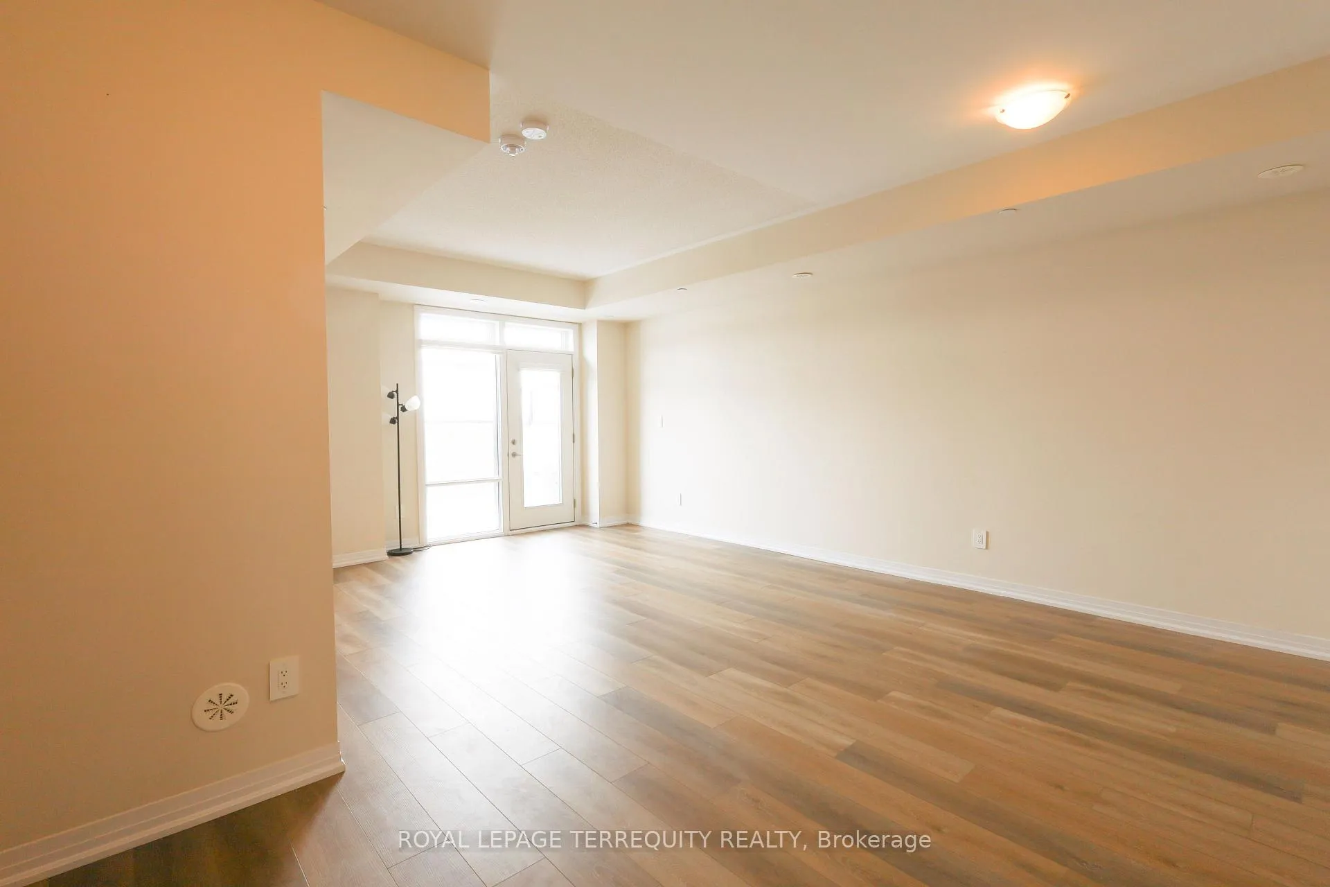 Photo 13 of Unit 129, 1573 Rose Way, Milton, Cobban — HOMEH