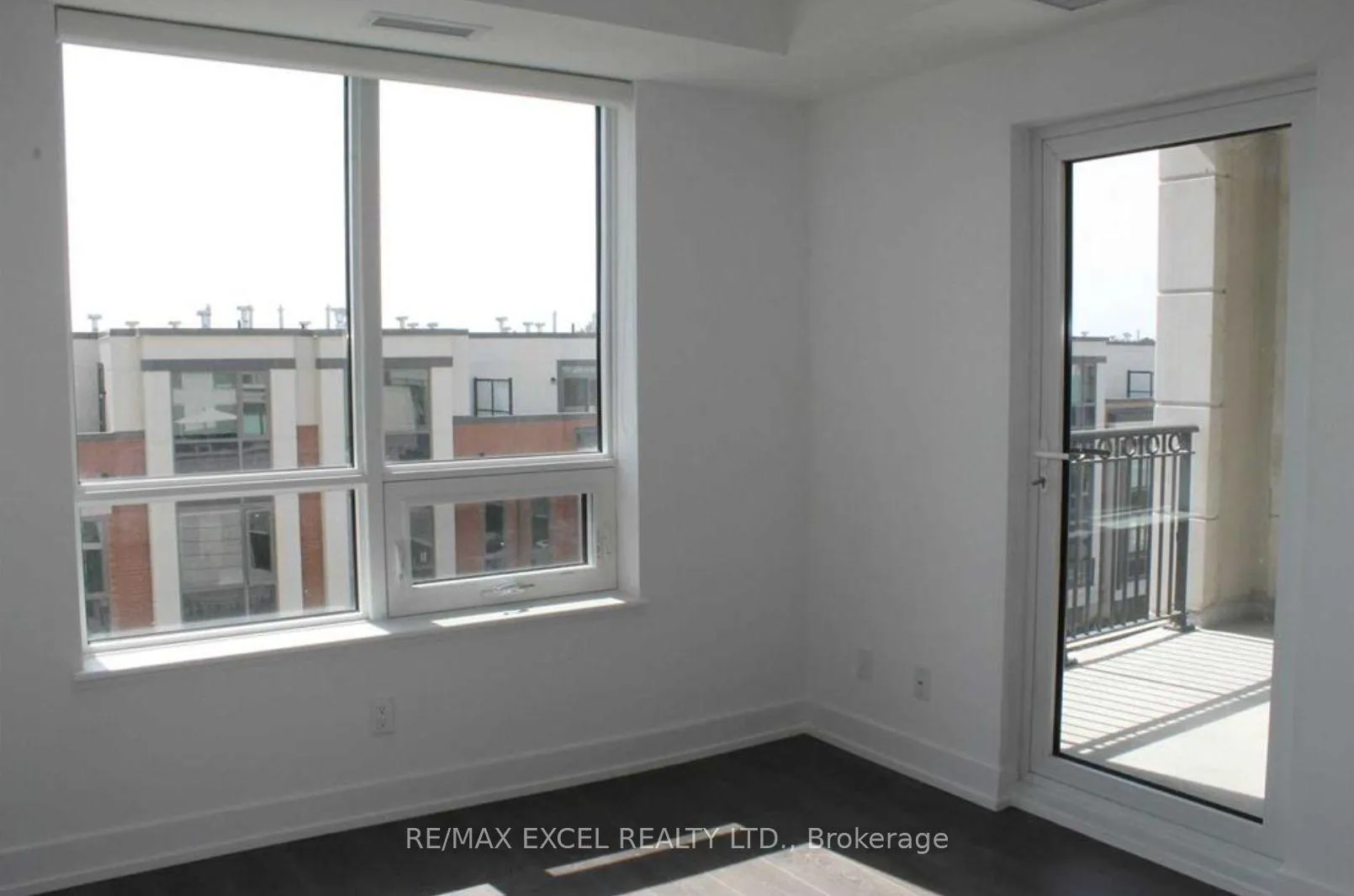 Photo 4 of Unit 527W, 268 Buchanan Drive, Markham, Unionville — HOMEH