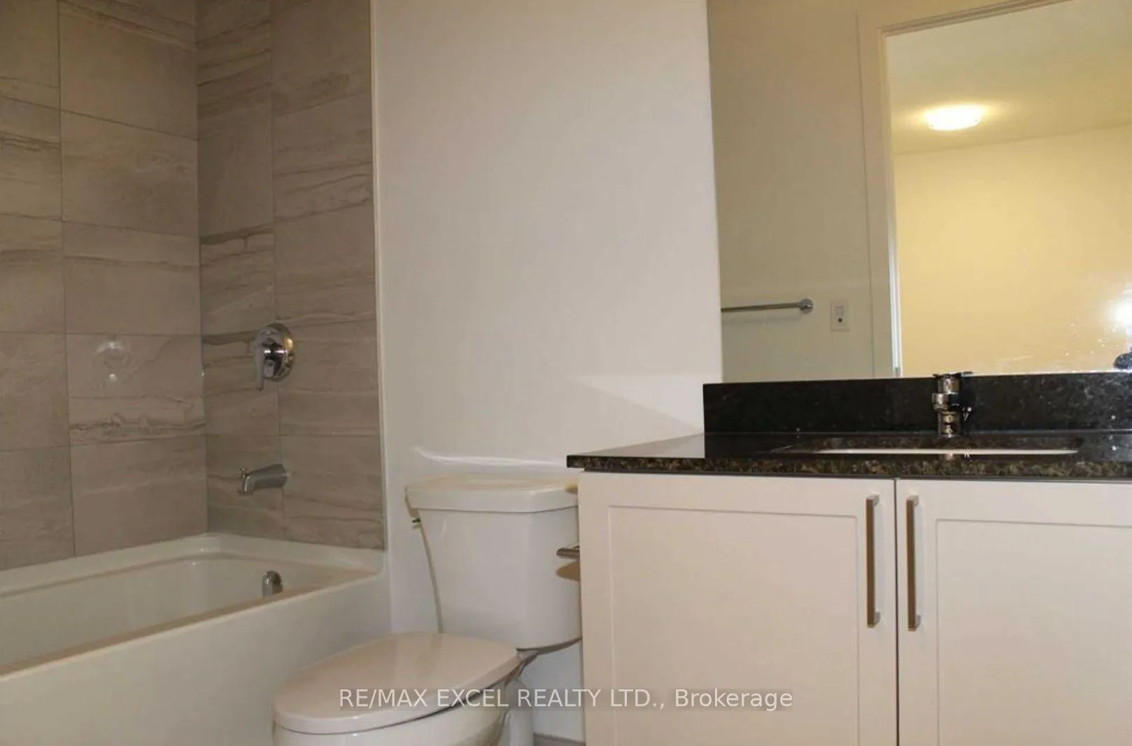 Photo 6 of Unit 527W, 268 Buchanan Drive, Markham, Unionville — HOMEH