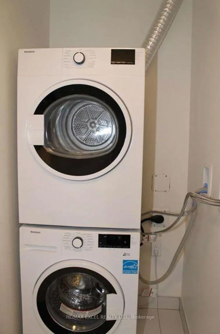 Photo 8 of Unit 527W, 268 Buchanan Drive, Markham, Unionville — HOMEH