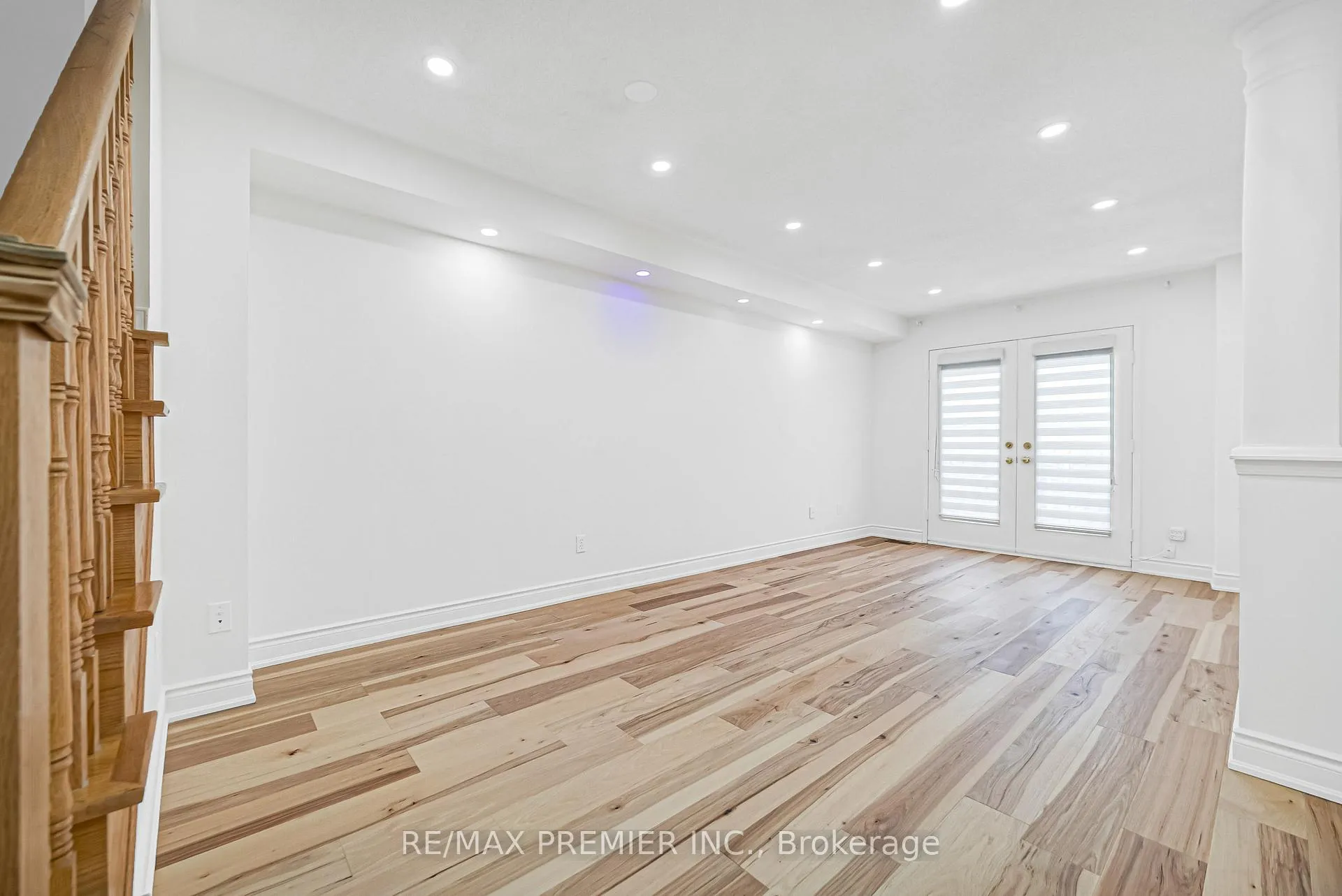 Photo 11 of Unit 27, 165 Fieldstone Drive, Vaughan, East Woodbridge — HOMEH
