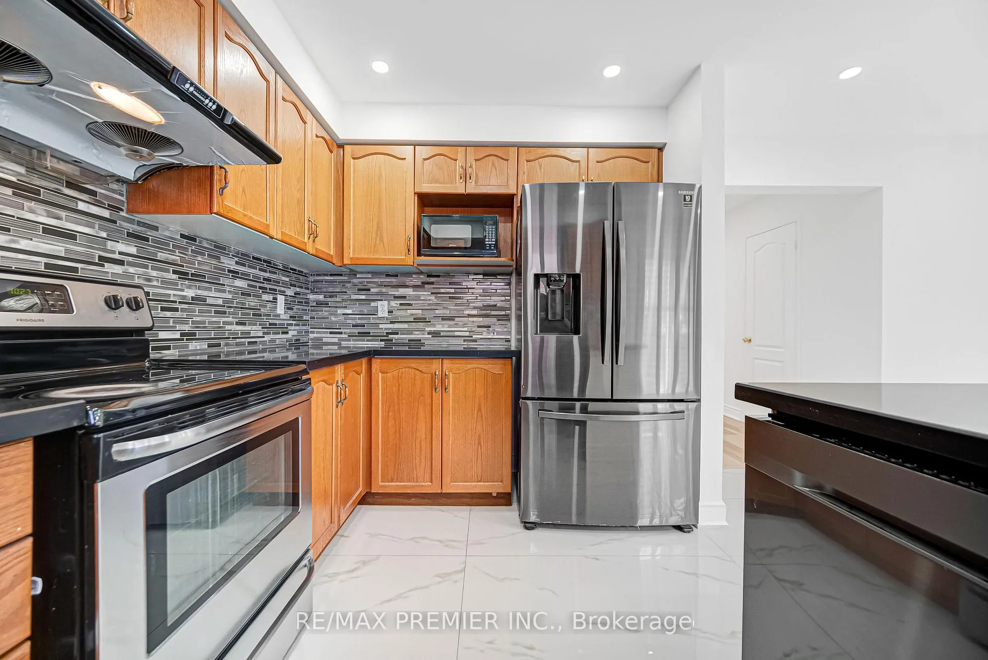 Photo 25 of Unit 27, 165 Fieldstone Drive, Vaughan, East Woodbridge — HOMEH