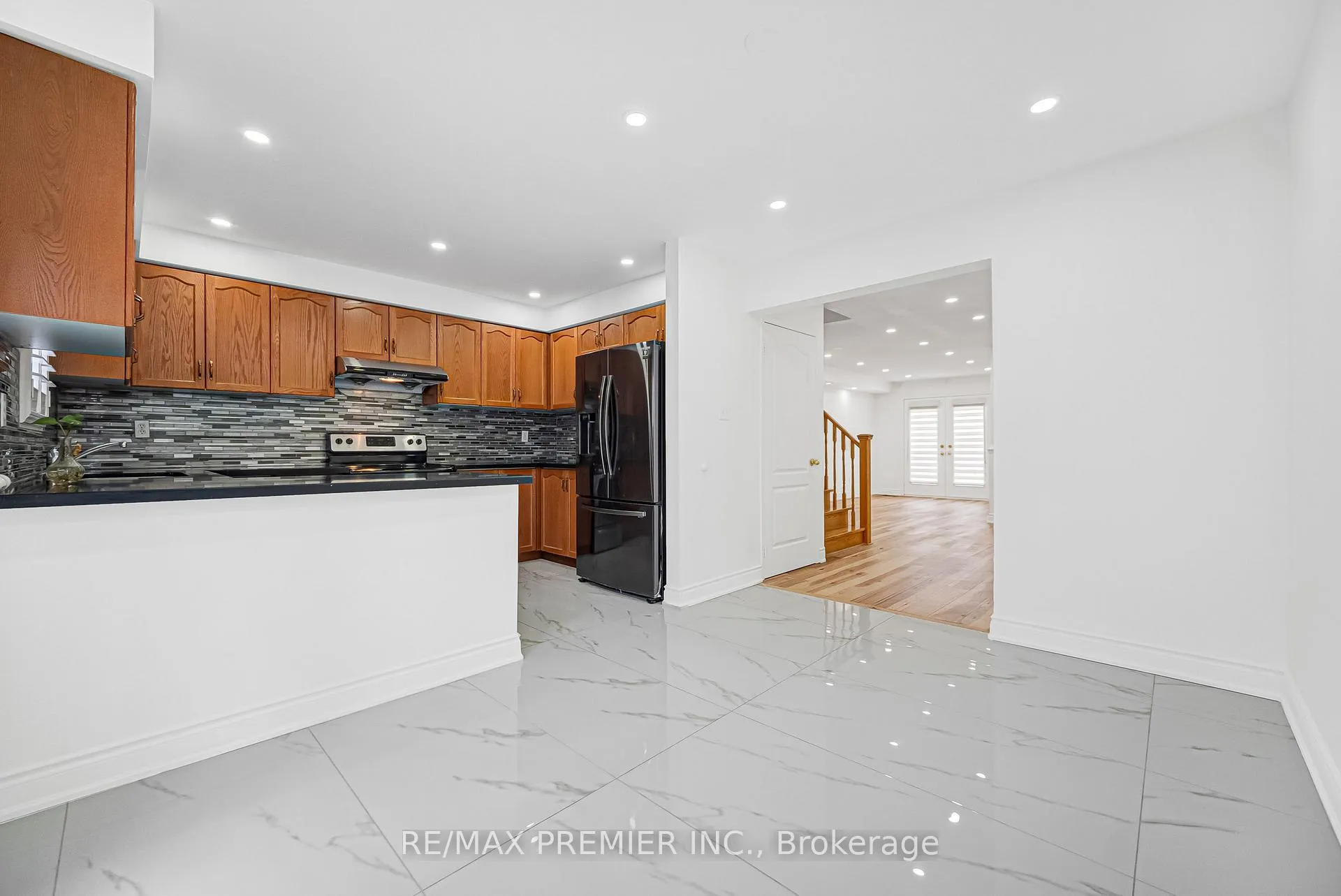 Photo 28 of Unit 27, 165 Fieldstone Drive, Vaughan, East Woodbridge — HOMEH