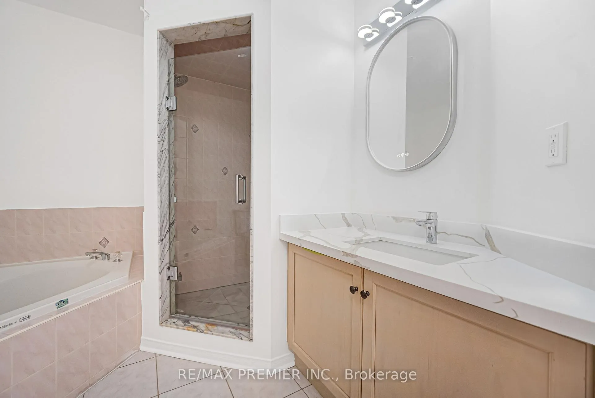 Photo 38 of Unit 27, 165 Fieldstone Drive, Vaughan, East Woodbridge — HOMEH