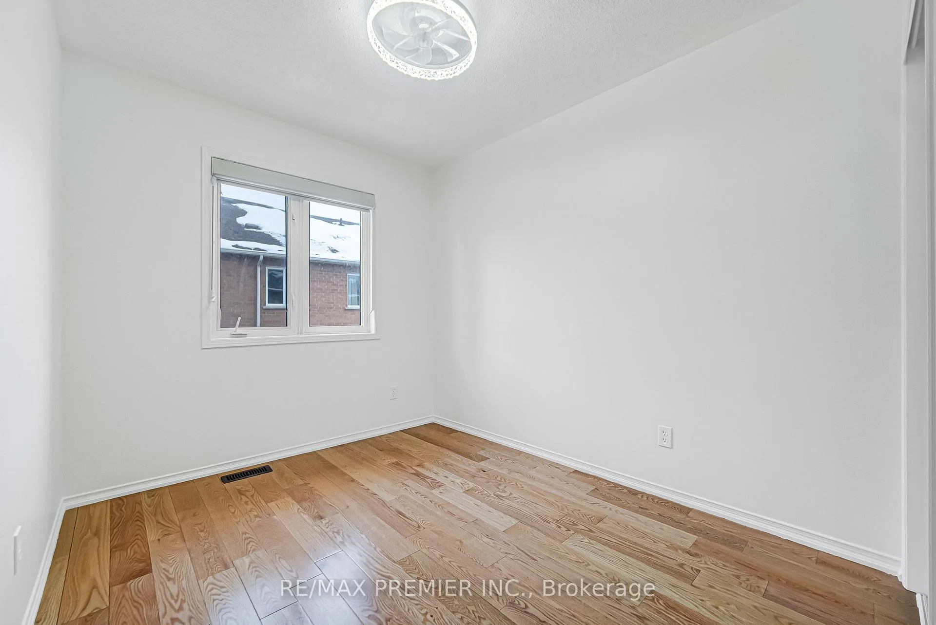 Photo 47 of Unit 27, 165 Fieldstone Drive, Vaughan, East Woodbridge — HOMEH