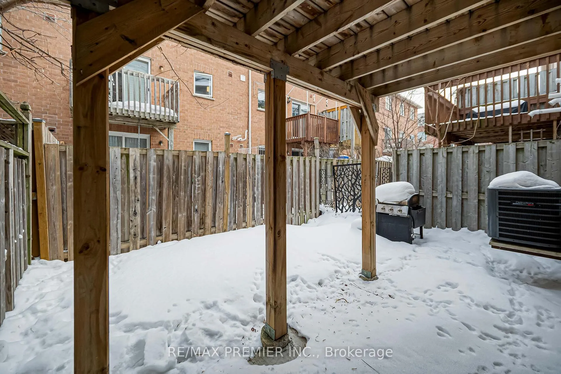 Photo 49 of Unit 27, 165 Fieldstone Drive, Vaughan, East Woodbridge — HOMEH