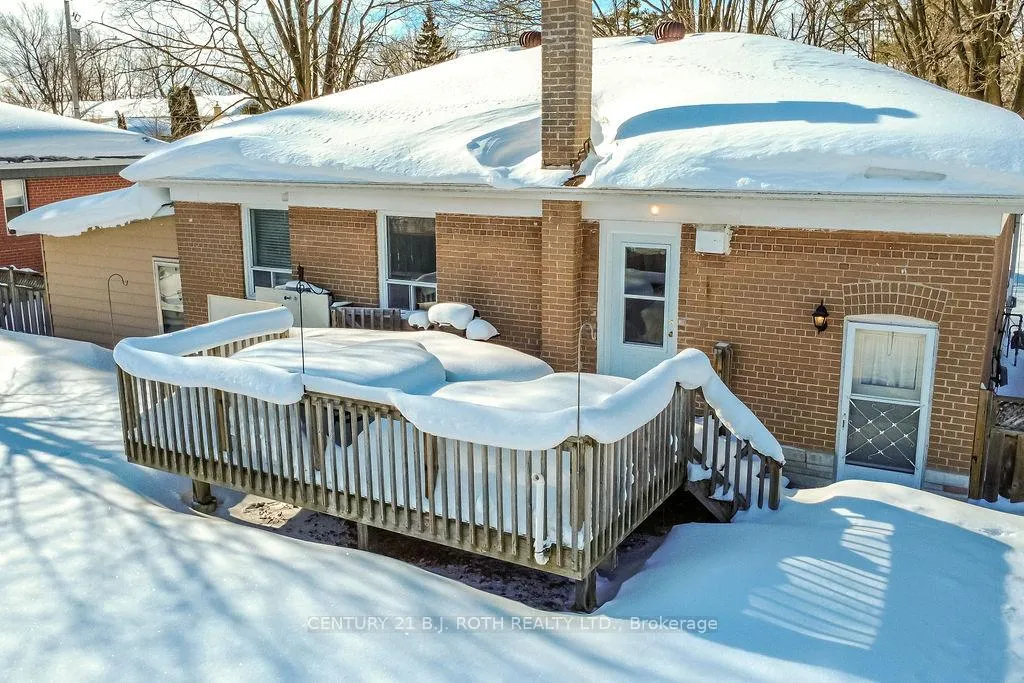 Photo 4 of 350 Millard Street, Orillia — HOMEH