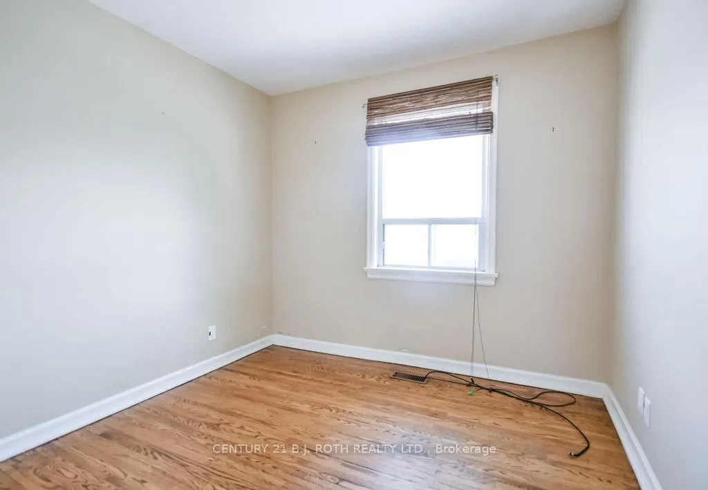 Photo 25 of 350 Millard Street, Orillia — HOMEH