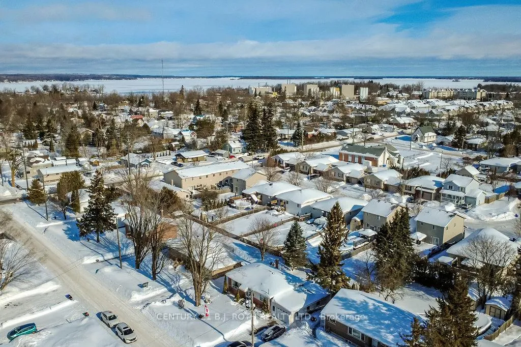 Photo 37 of 350 Millard Street, Orillia — HOMEH