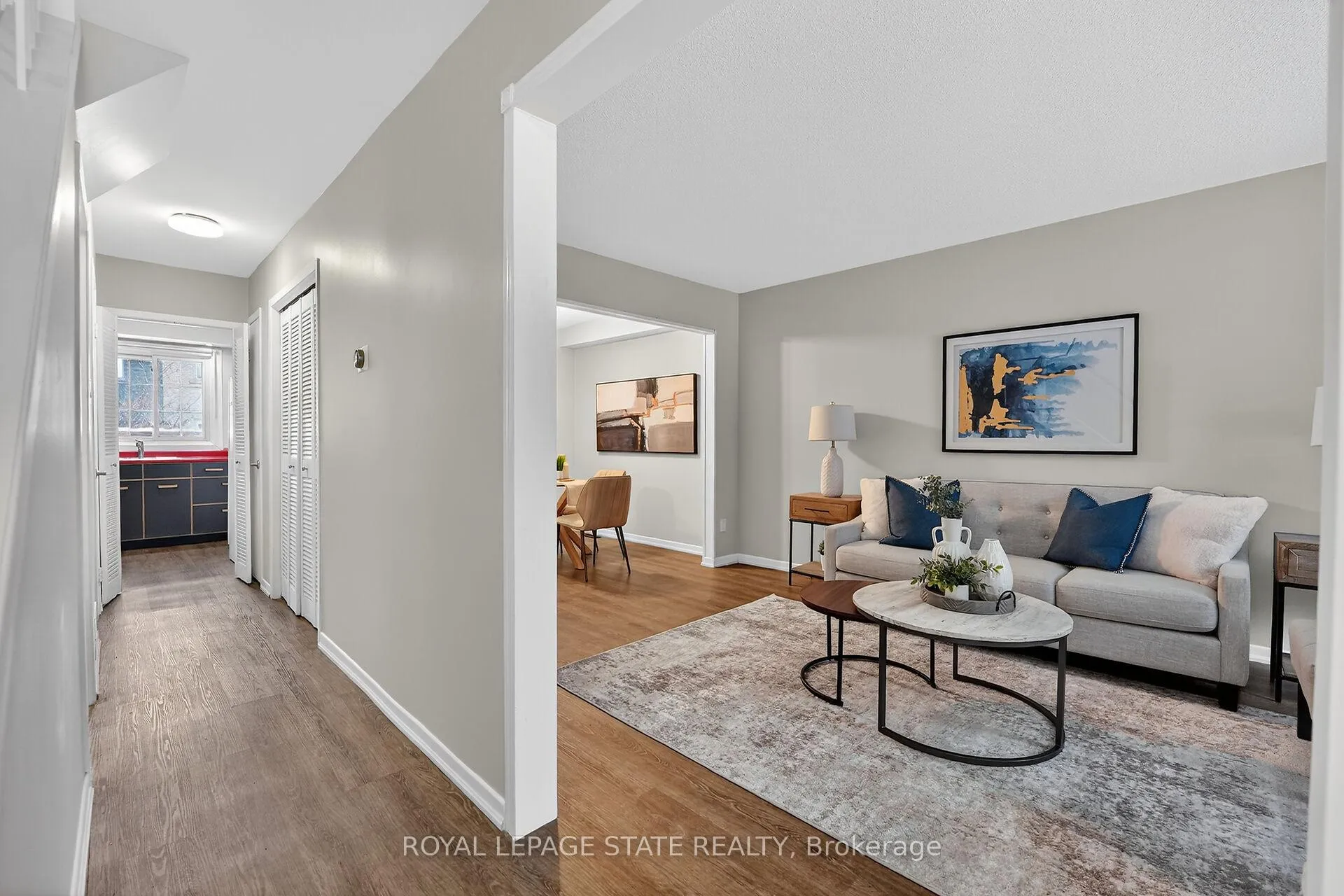 Photo 3 of Unit 7, 567 Guelph Line, Burlington, Roseland — HOMEH