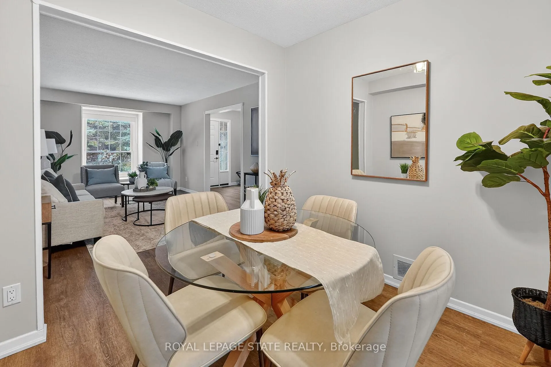 Photo 8 of Unit 7, 567 Guelph Line, Burlington, Roseland — HOMEH