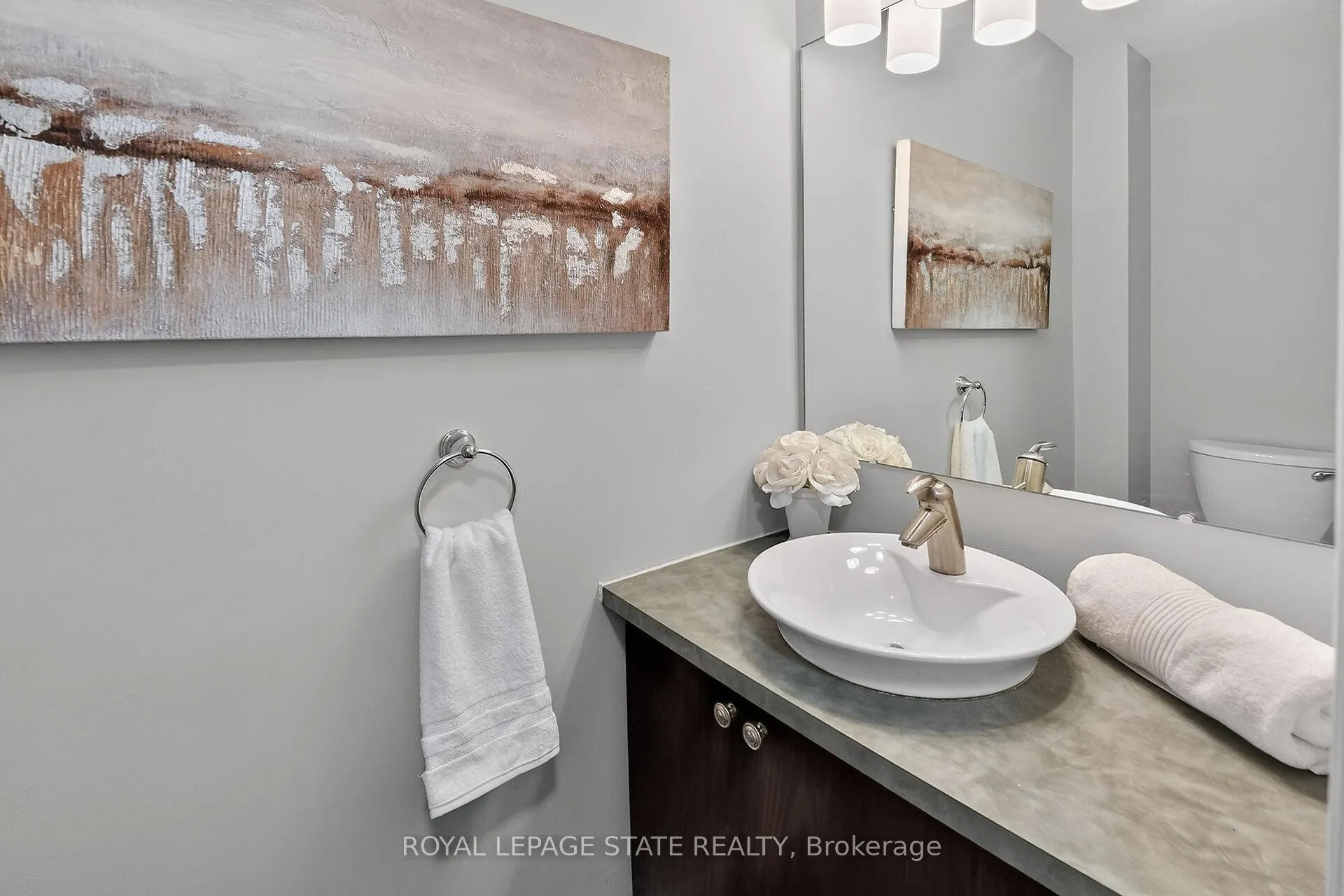 Photo 14 of Unit 7, 567 Guelph Line, Burlington, Roseland — HOMEH