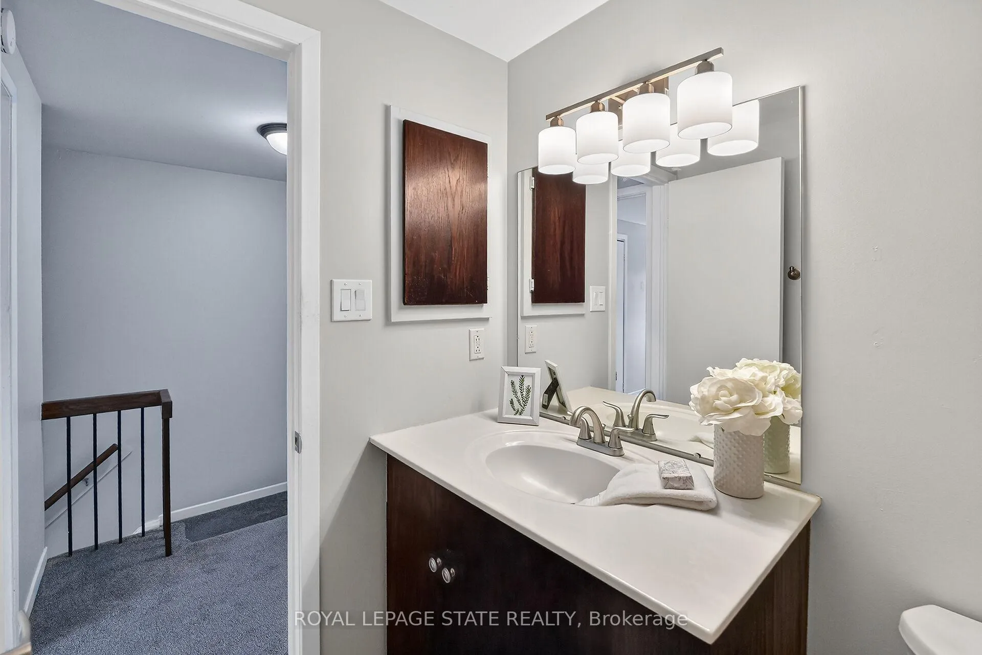 Photo 20 of Unit 7, 567 Guelph Line, Burlington, Roseland — HOMEH