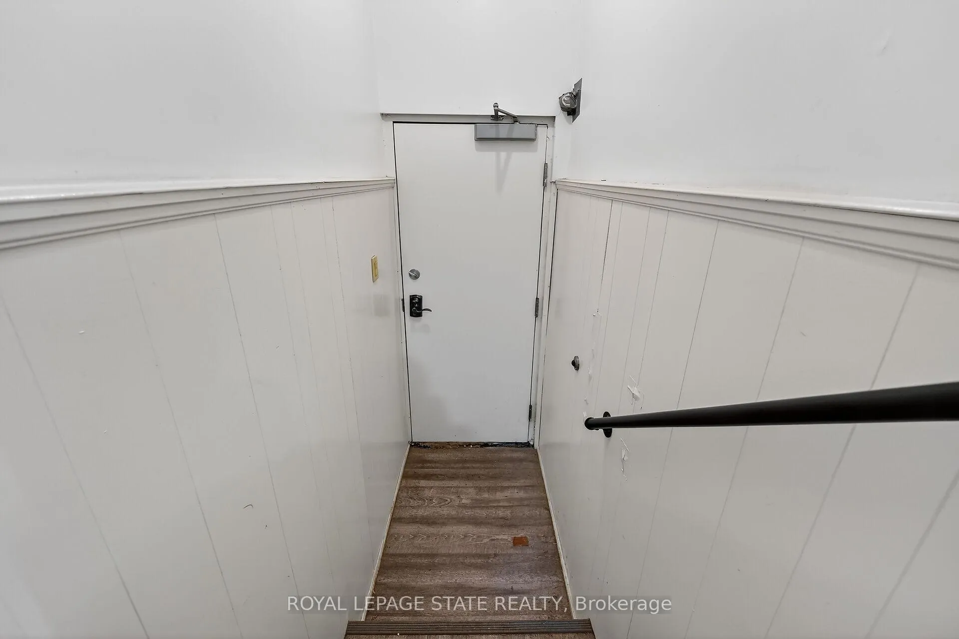Photo 28 of Unit 7, 567 Guelph Line, Burlington, Roseland — HOMEH