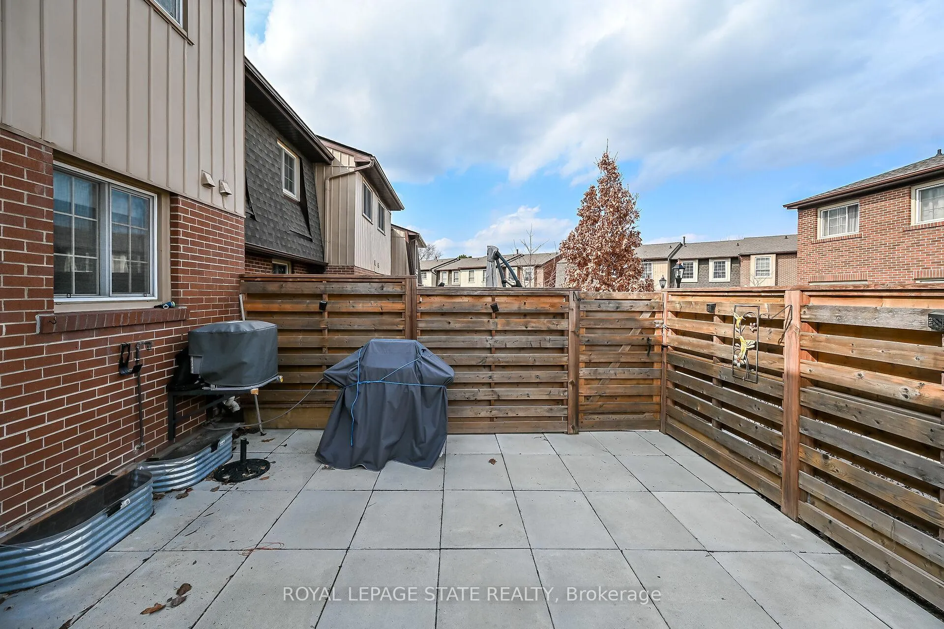 Photo 36 of Unit 7, 567 Guelph Line, Burlington, Roseland — HOMEH