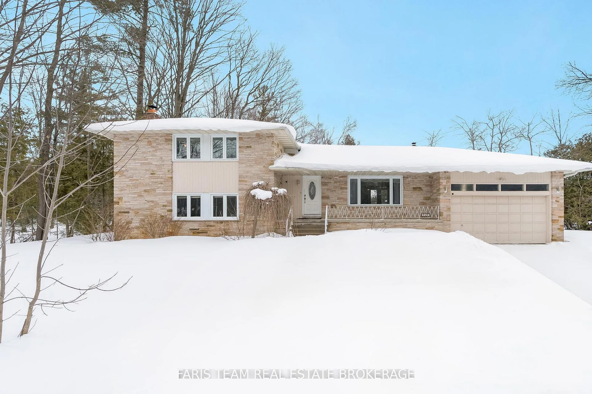 Photo 4 of 2597 George Johnston Road, Springwater, Minesing — HOMEH
