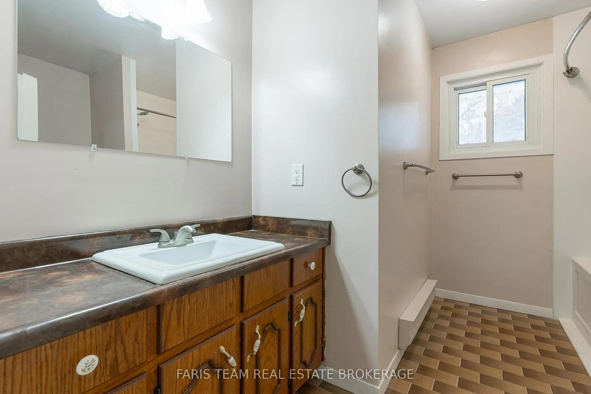 Photo 37 of 2597 George Johnston Road, Springwater, Minesing — HOMEH