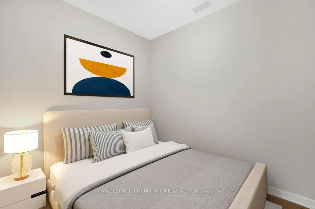 Photo 12 of Unit 106, 10 Honeycrisp Crescent, Vaughan, Vaughan Corporate Centre — HOMEH