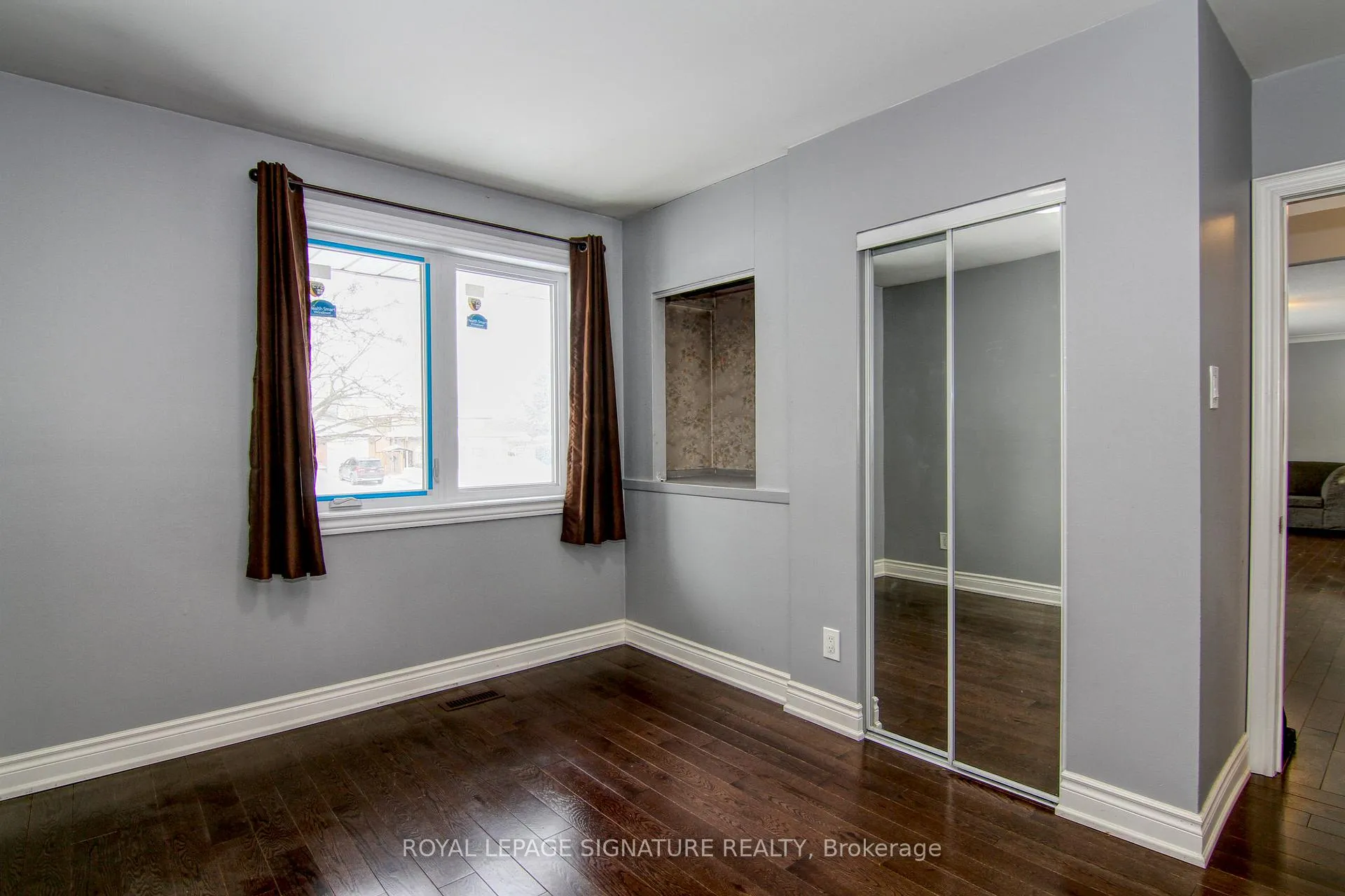 Photo 4 of Unit Main, 441 Brimorton Drive, Scarborough, Woburn — HOMEH