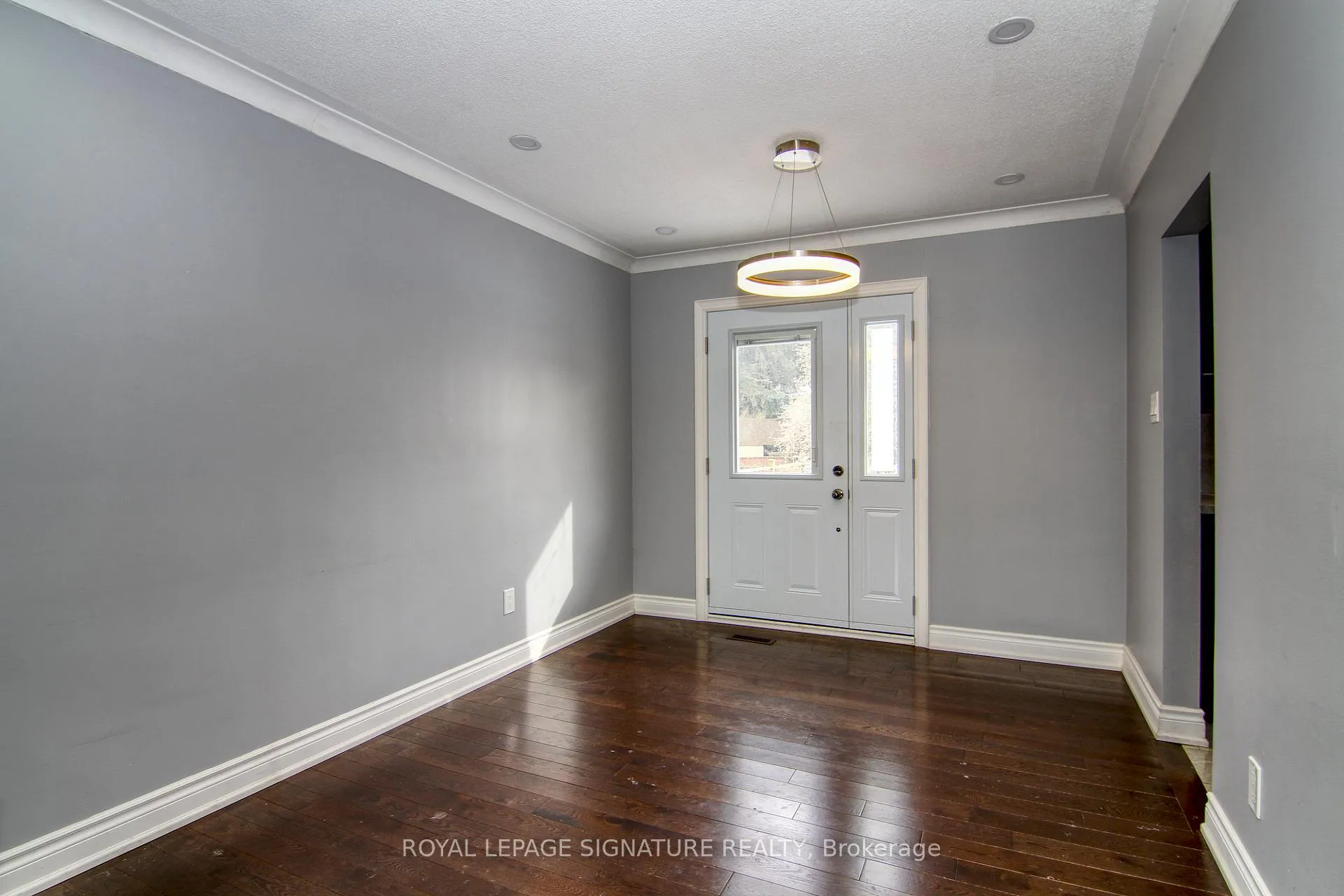 Photo 7 of Unit Main, 441 Brimorton Drive, Scarborough, Woburn — HOMEH