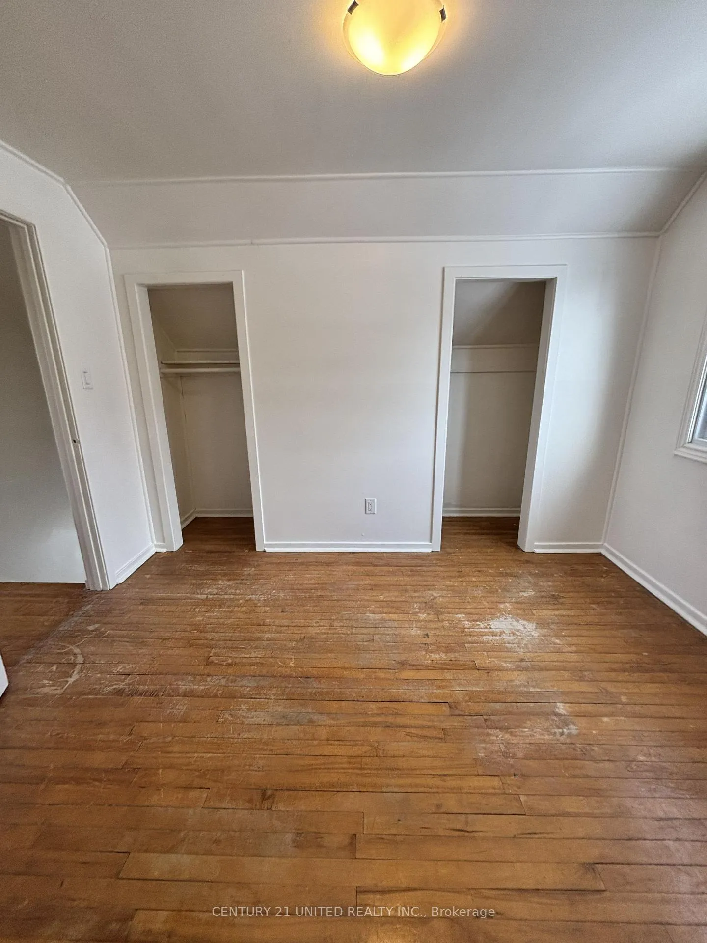Photo 13 of 638 Mckellar Street, Peterborough, Otonabee Ward 1 — HOMEH