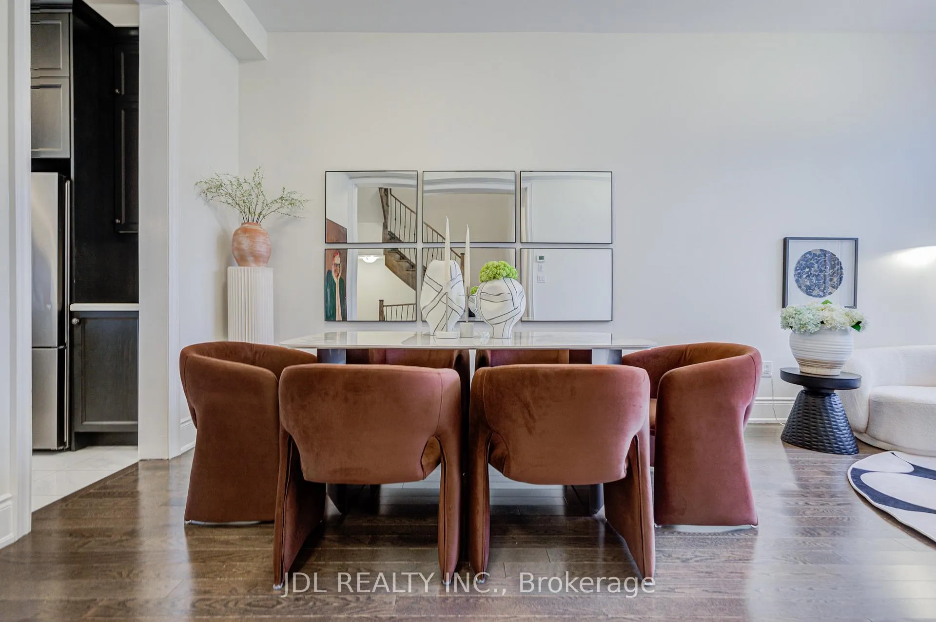 Photo 10 of 94 Carrville Woods Circle, Vaughan, Patterson — HOMEH
