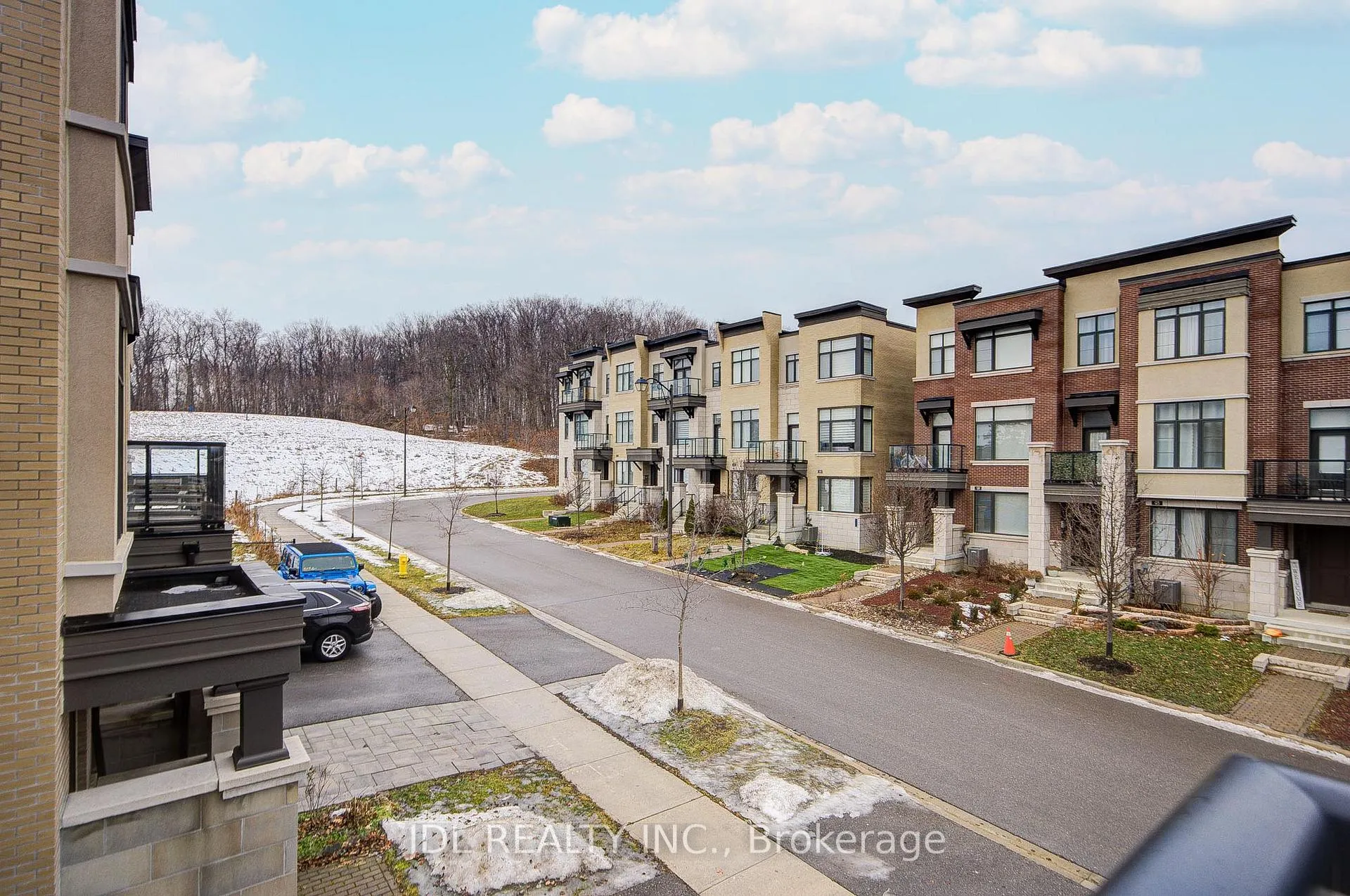 Photo 18 of 94 Carrville Woods Circle, Vaughan, Patterson — HOMEH
