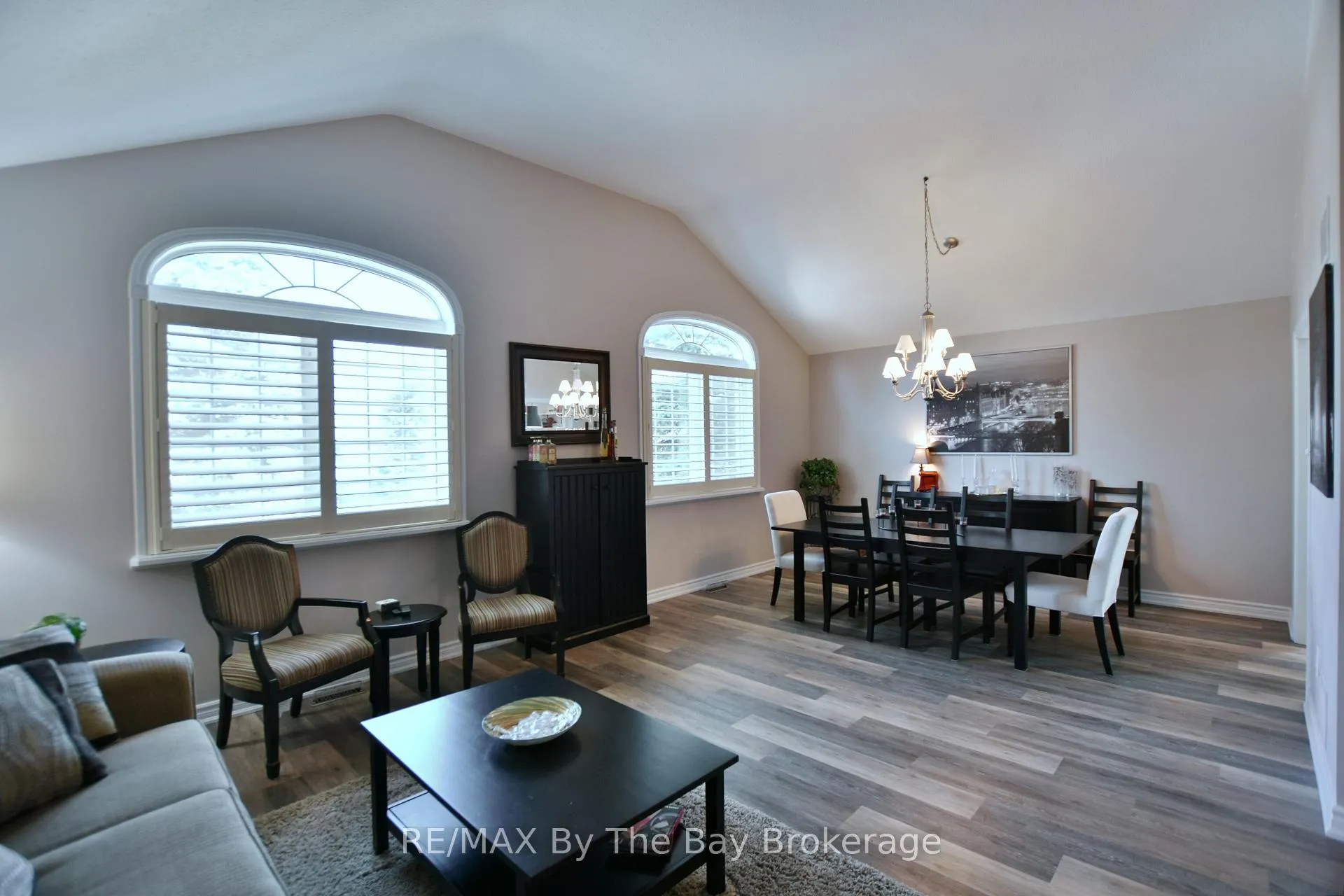 Photo 13 of 8 Pridham Court, Wasaga Beach — HOMEH