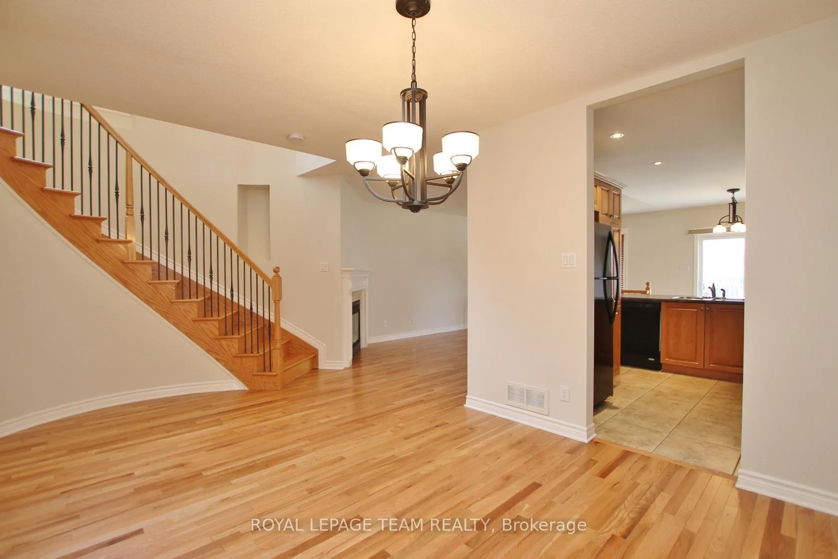 Photo 3 of 1032 Marconi Avenue, Ottawa, Kanata - Morgan's Grant/South March — HOMEH