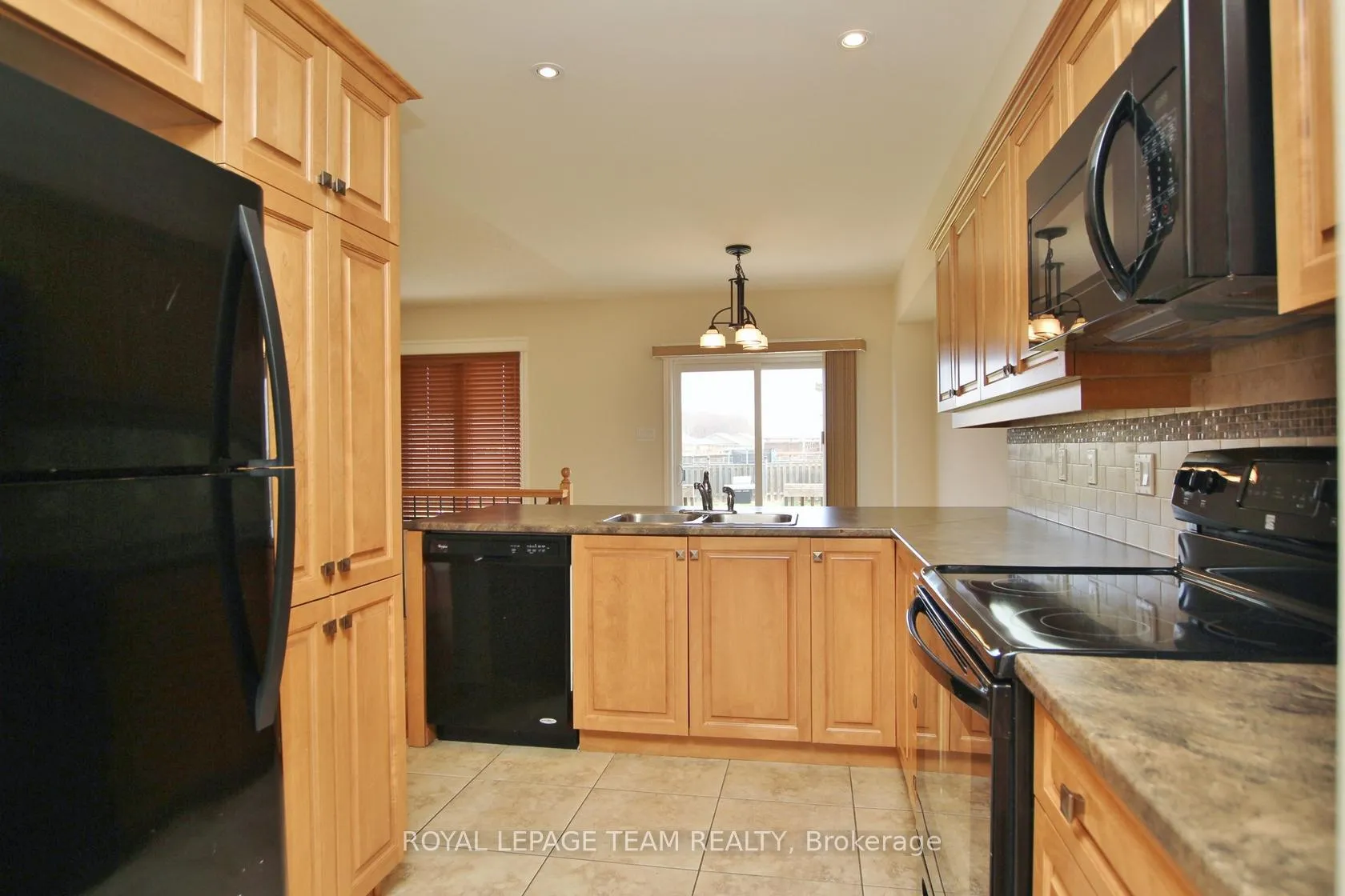 Photo 4 of 1032 Marconi Avenue, Ottawa, Kanata - Morgan's Grant/South March — HOMEH