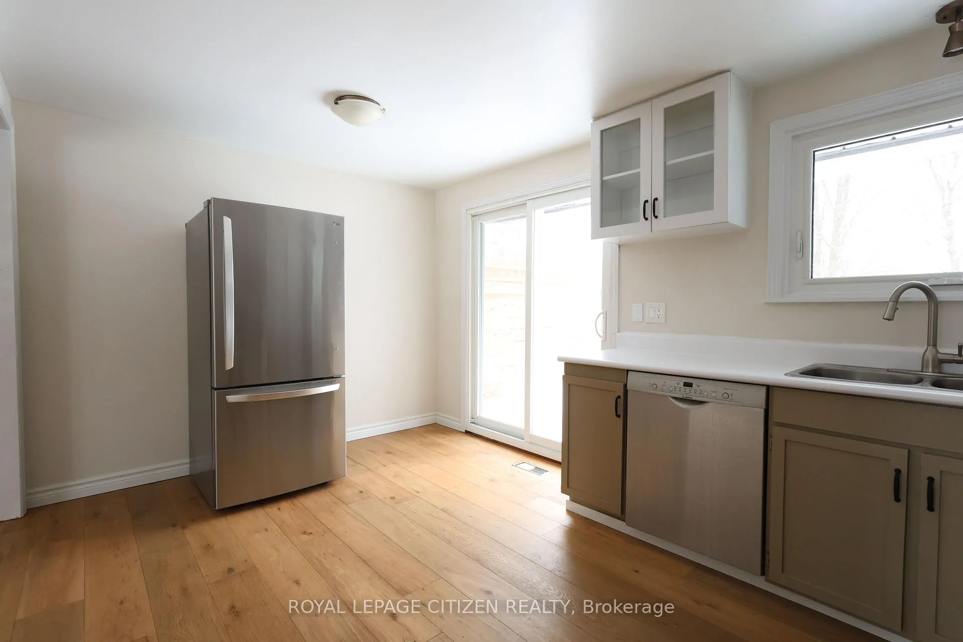 Photo 6 of 82 Steffler Drive, Guelph, Kortright West — HOMEH