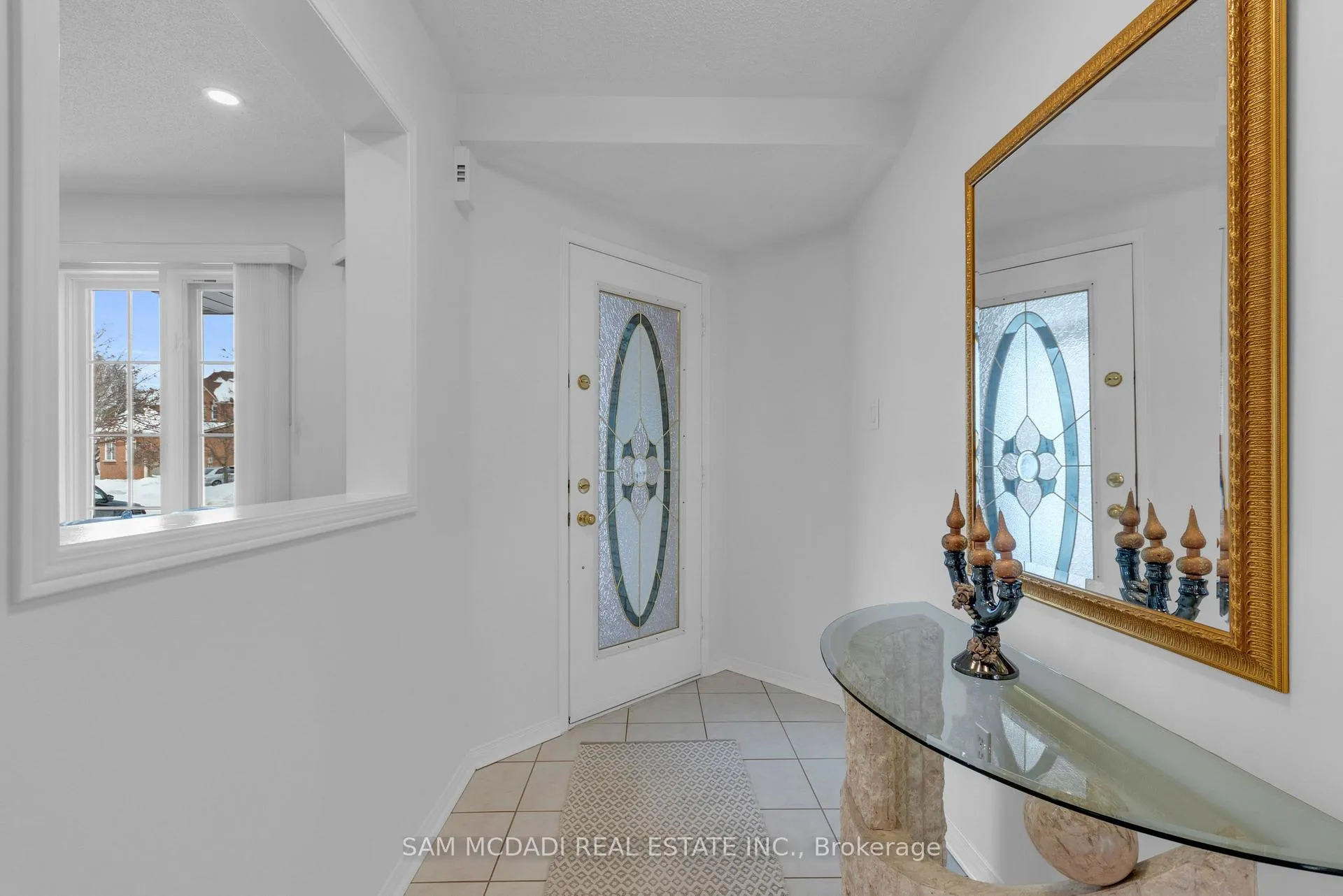 Photo 2 of 22 Nazer Street, Halton Hills, Georgetown — HOMEH