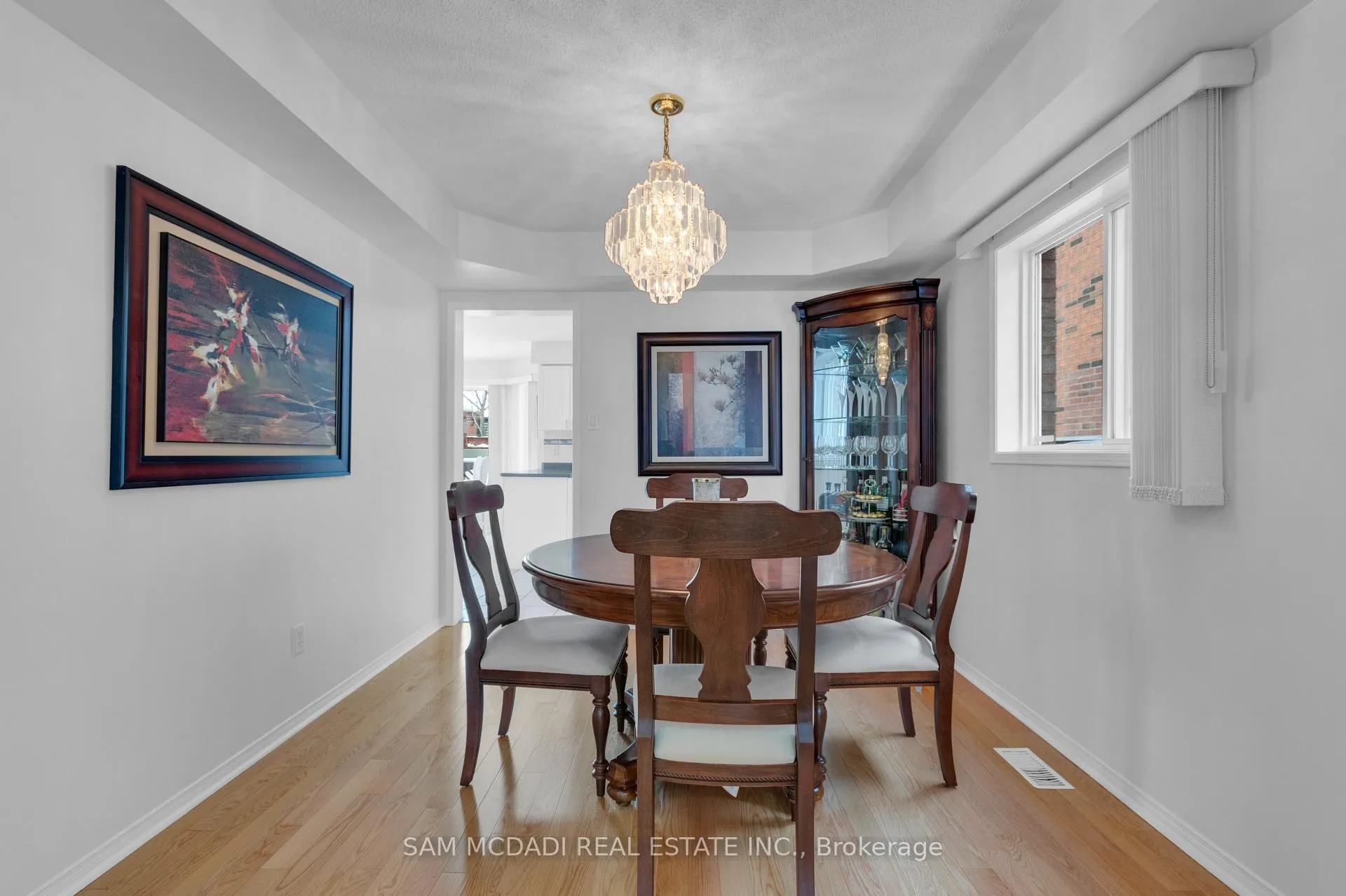Photo 5 of 22 Nazer Street, Halton Hills, Georgetown — HOMEH