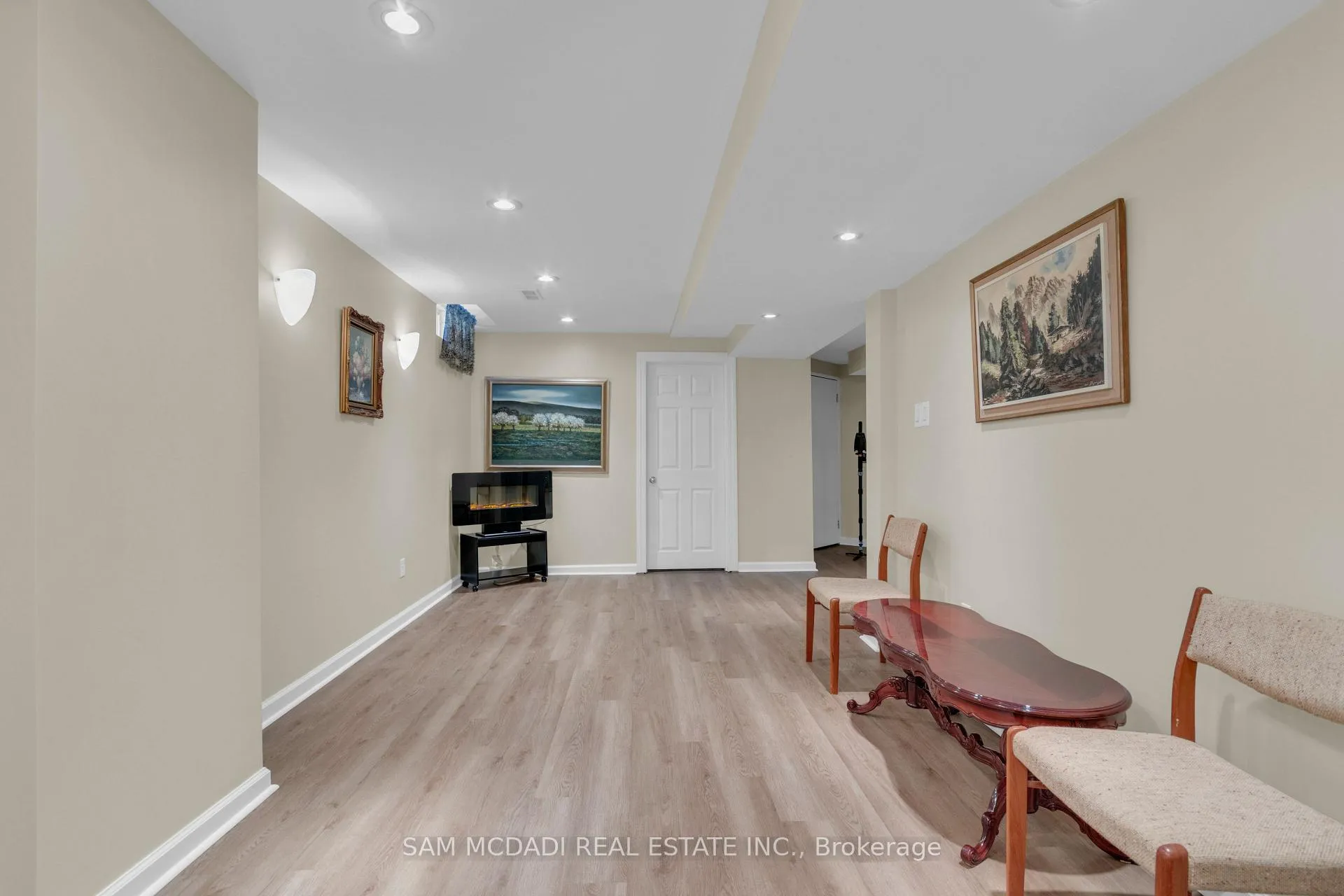 Photo 39 of 22 Nazer Street, Halton Hills, Georgetown — HOMEH