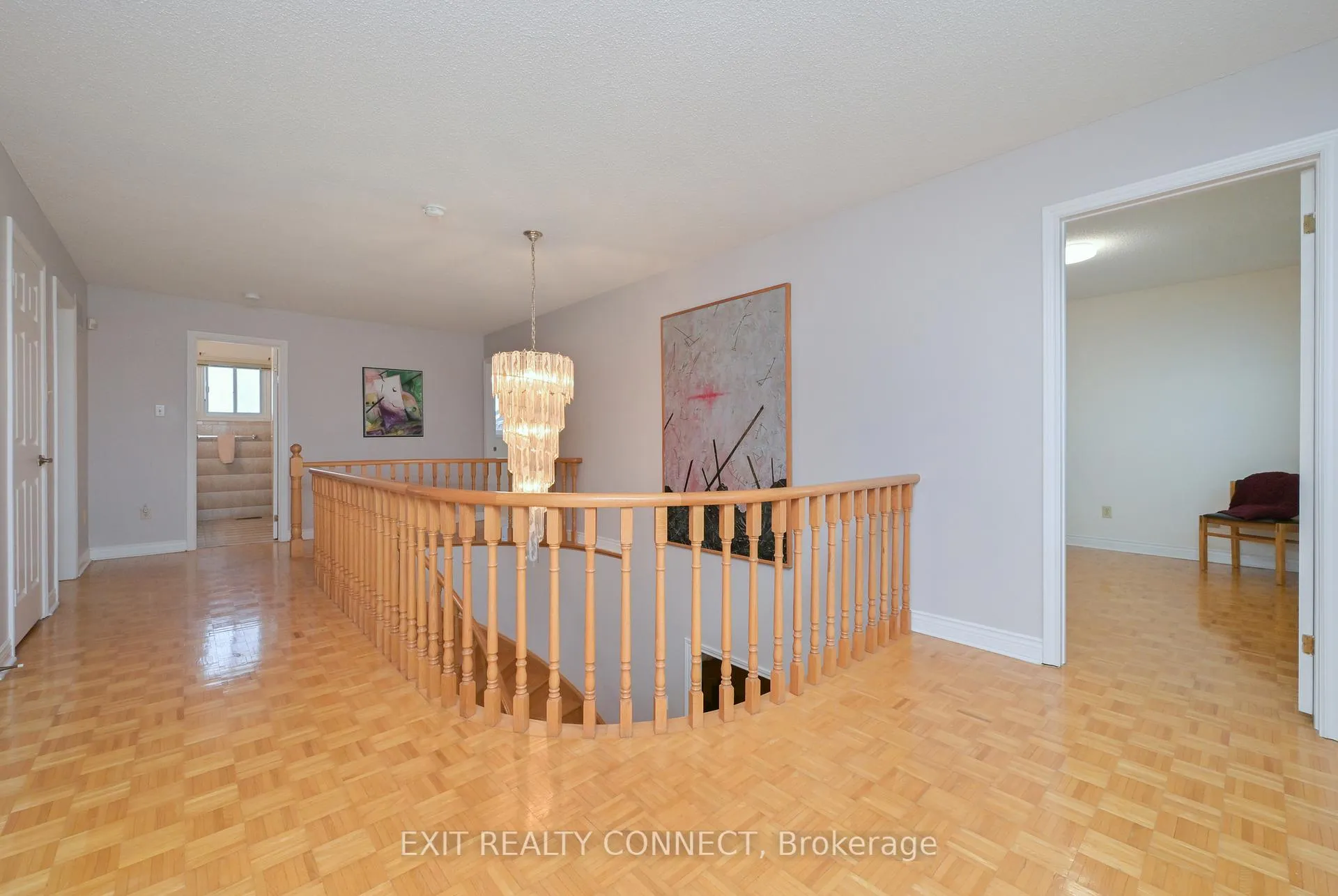 Photo 25 of 303 Forest Drive, Vaughan, West Woodbridge — HOMEH