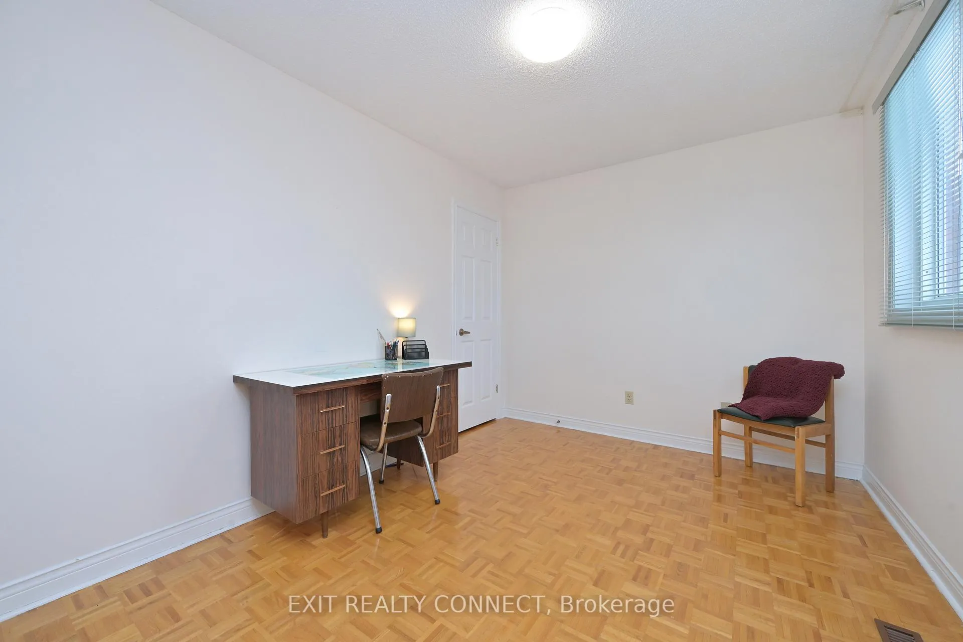Photo 27 of 303 Forest Drive, Vaughan, West Woodbridge — HOMEH