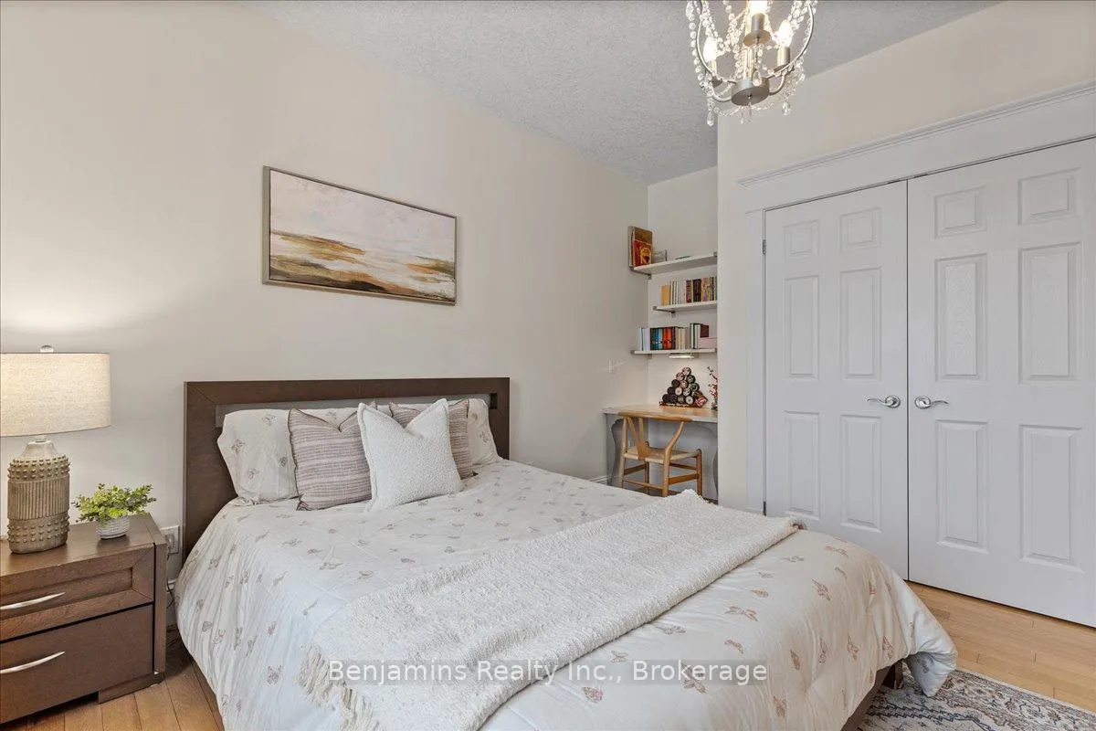 Photo 16 of 86 Canters Close, Kitchener — HOMEH