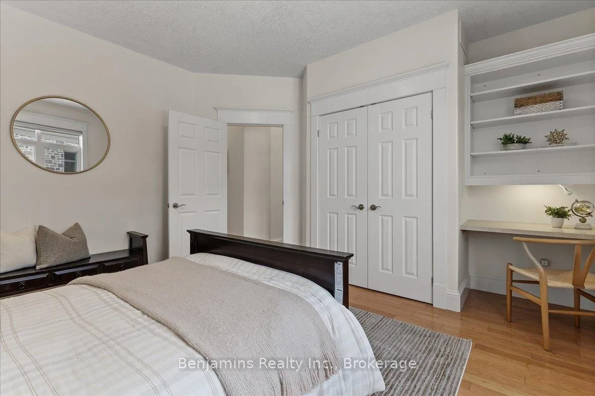 Photo 18 of 86 Canters Close, Kitchener — HOMEH