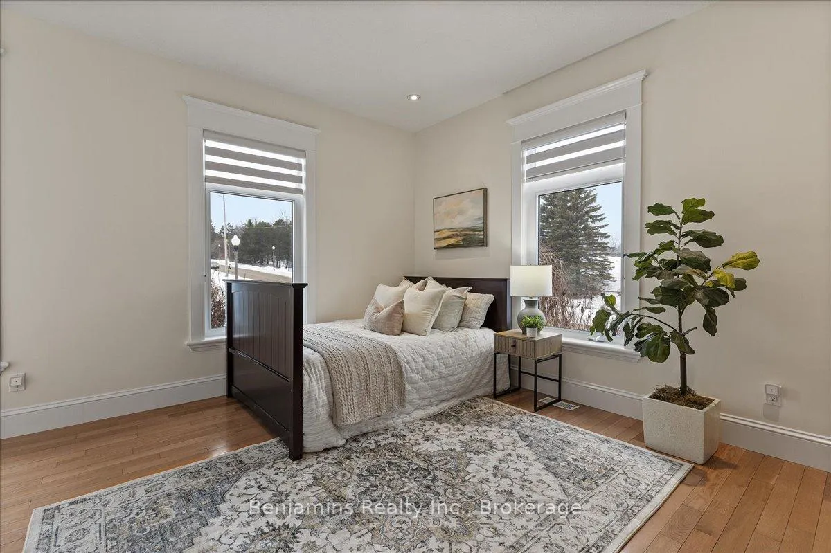 Photo 20 of 86 Canters Close, Kitchener — HOMEH
